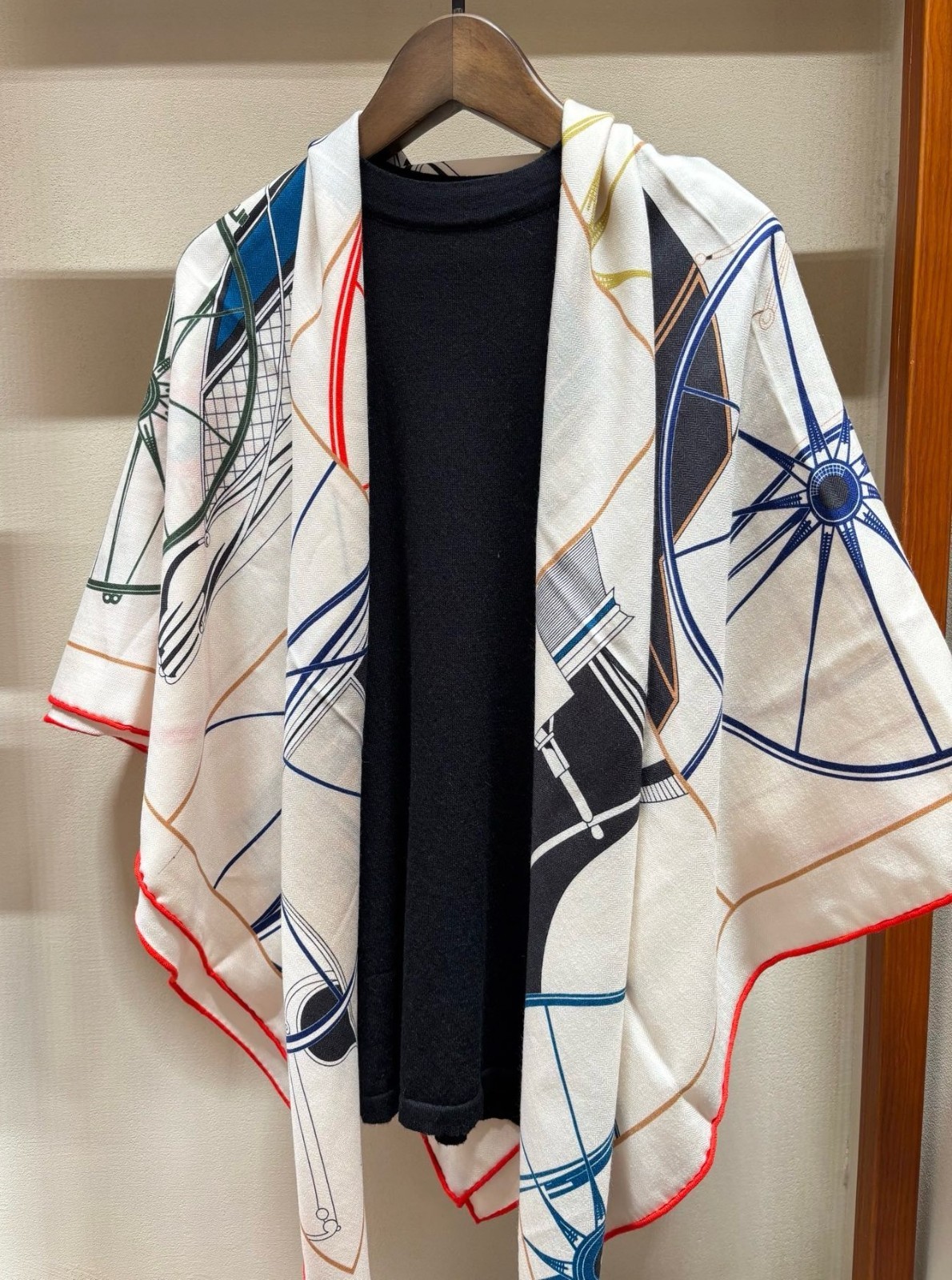 70% Cashmere & 30% Silk Wrap Scarf Wheels Print Double Face Shawl 53″