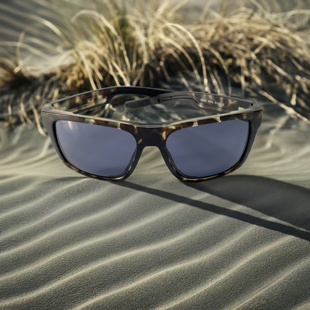 Costa Del Mar Lido sunglasses Wetlands frame Gray 580P plastic lens