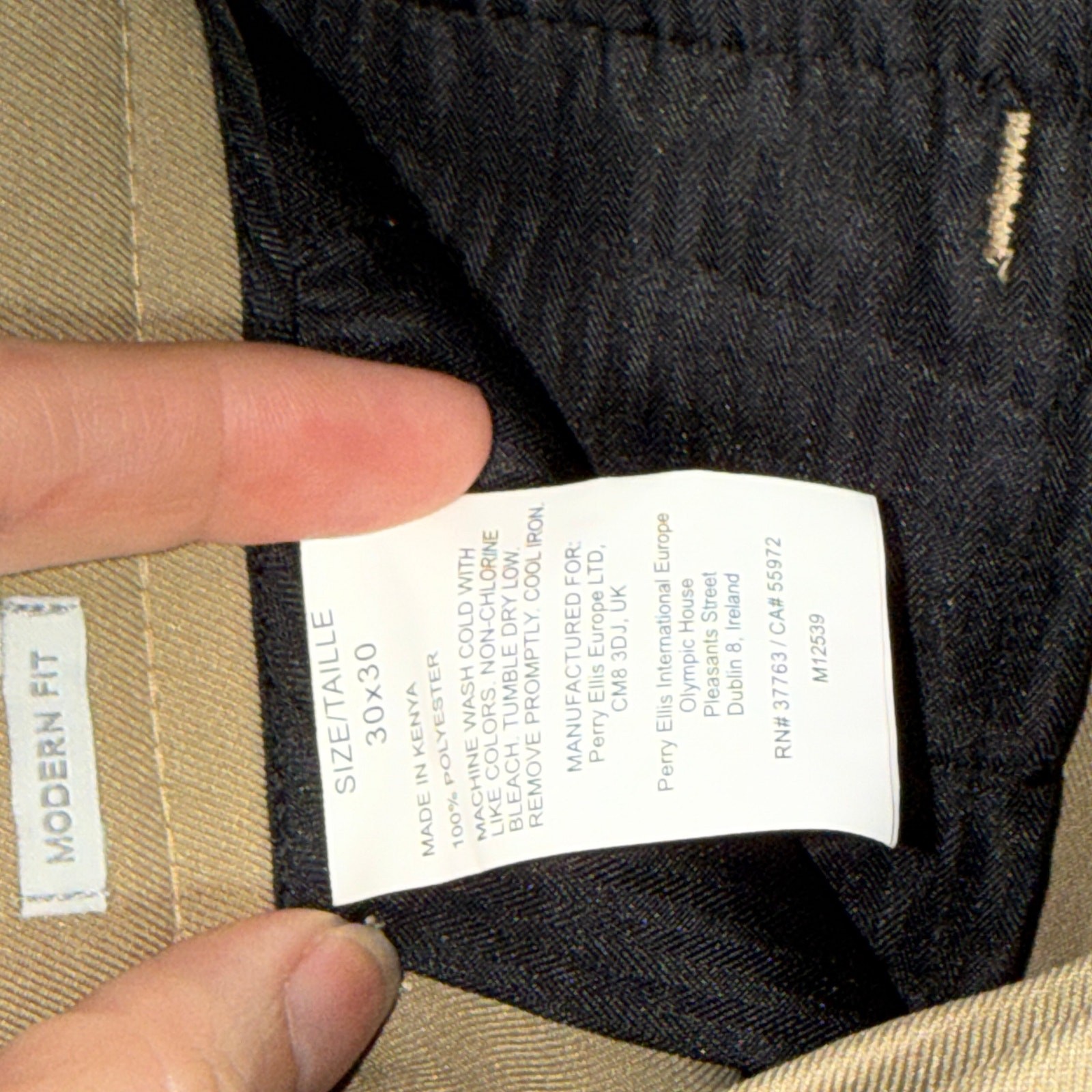 Perry Ellis Portfolio Men’s Modern-Fit Twill Pants – Elmwood 30×30 $95