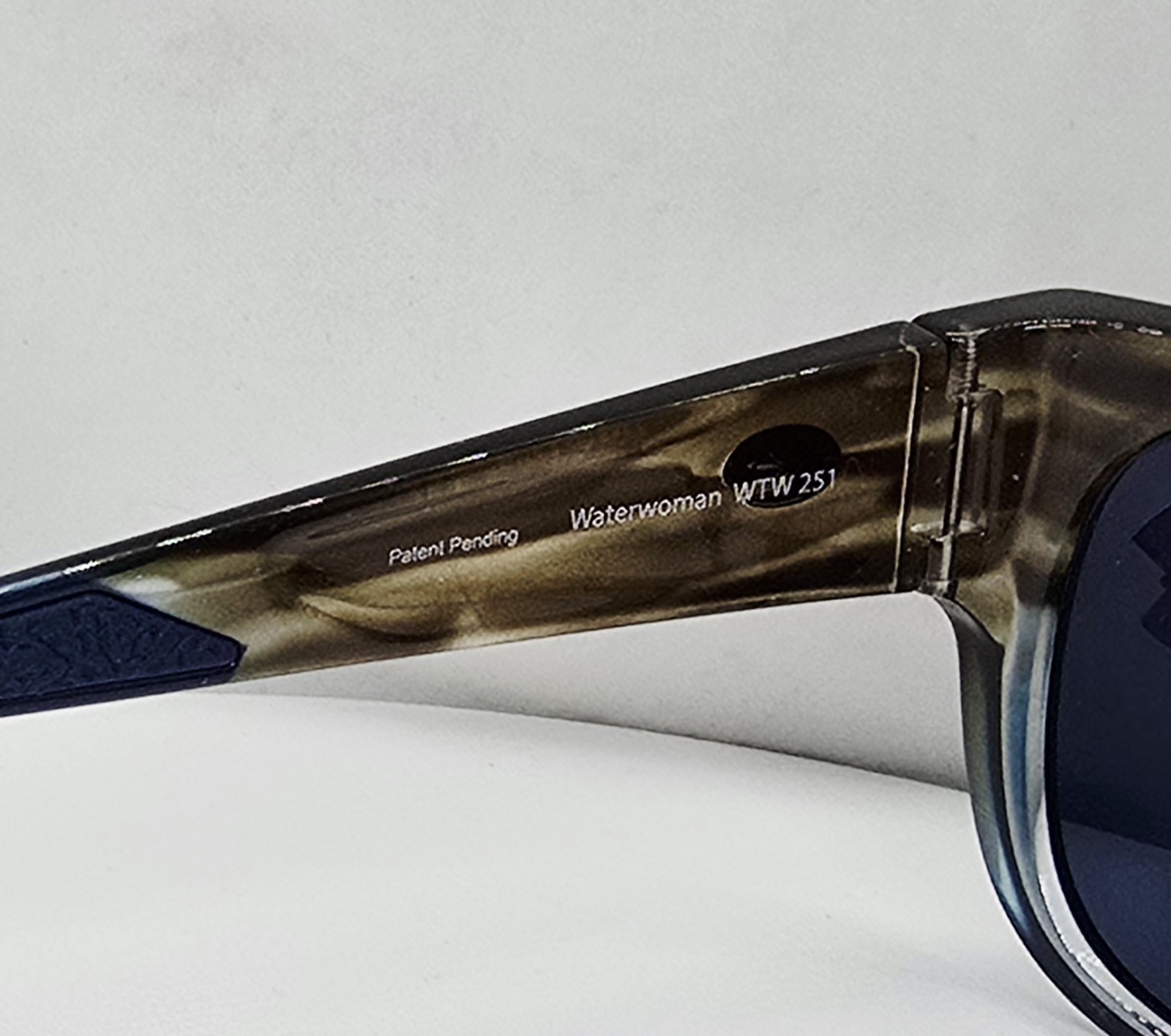 COSTA DEL MAR shiny wahoo/silver mirror WATERWOMAN polarized 580P sunglasses NEW