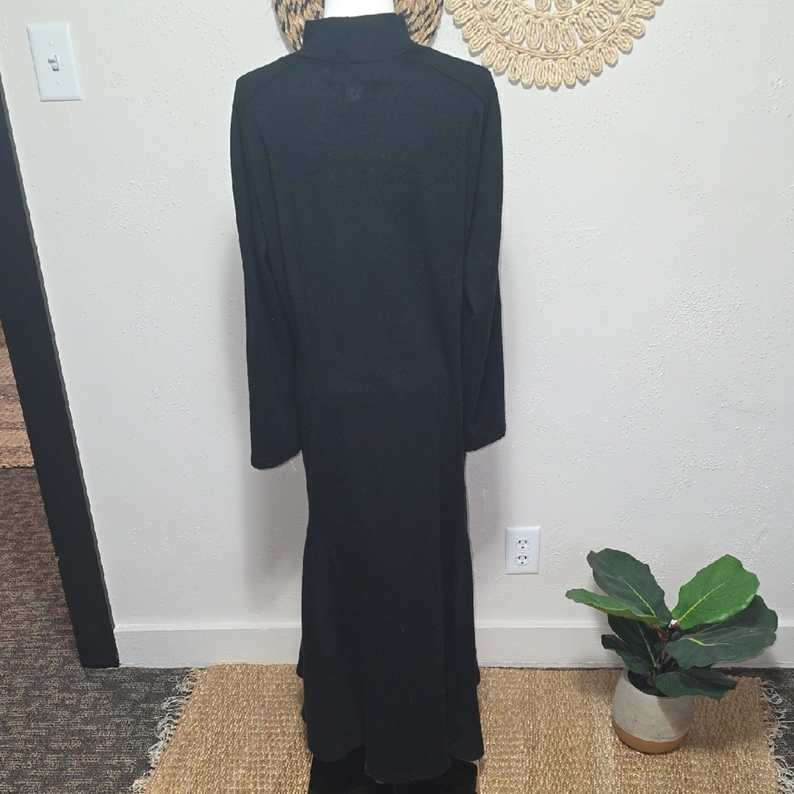Lennie for Nina Leonard Black Turtleneck Maxi Length Capsule Wardrobe Women 14/L