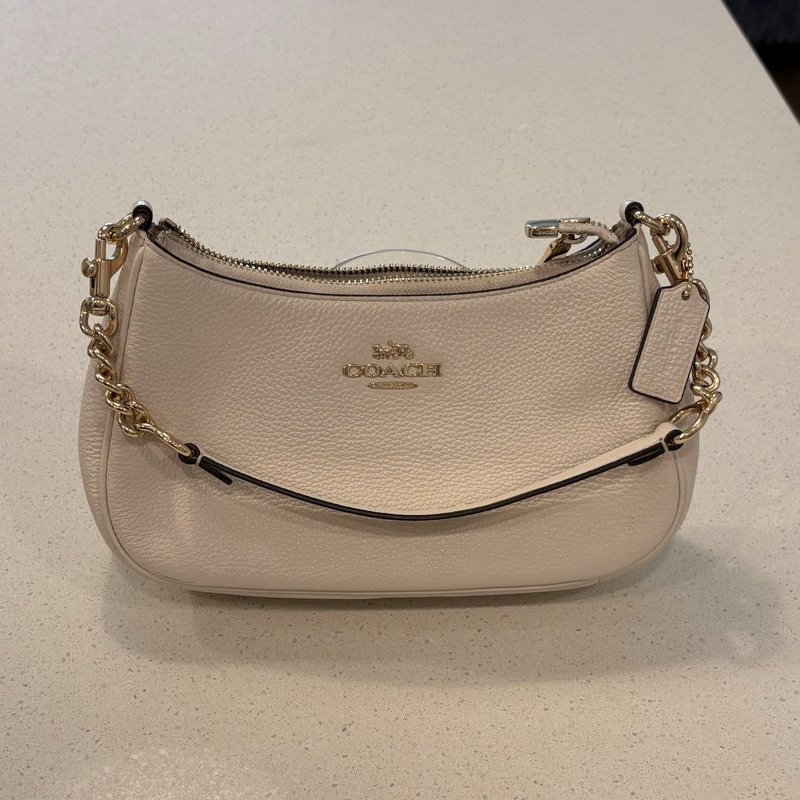 Coach Small Ivory Pebbled Shoulder Bag Gold Chain Strap Zip Top Detachable