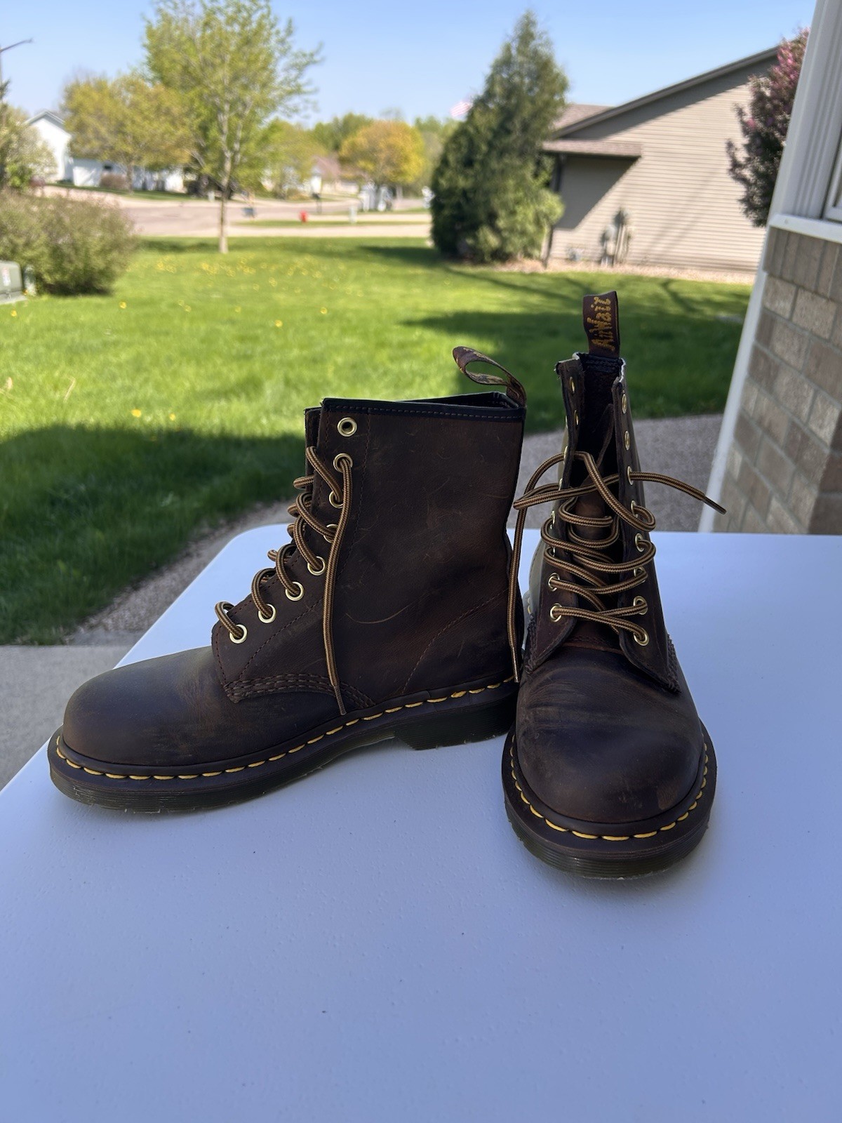 Dr. Martens Brown Leather Combat Ankle Boots Lace-Up Round Toe Women US 7 EU 38