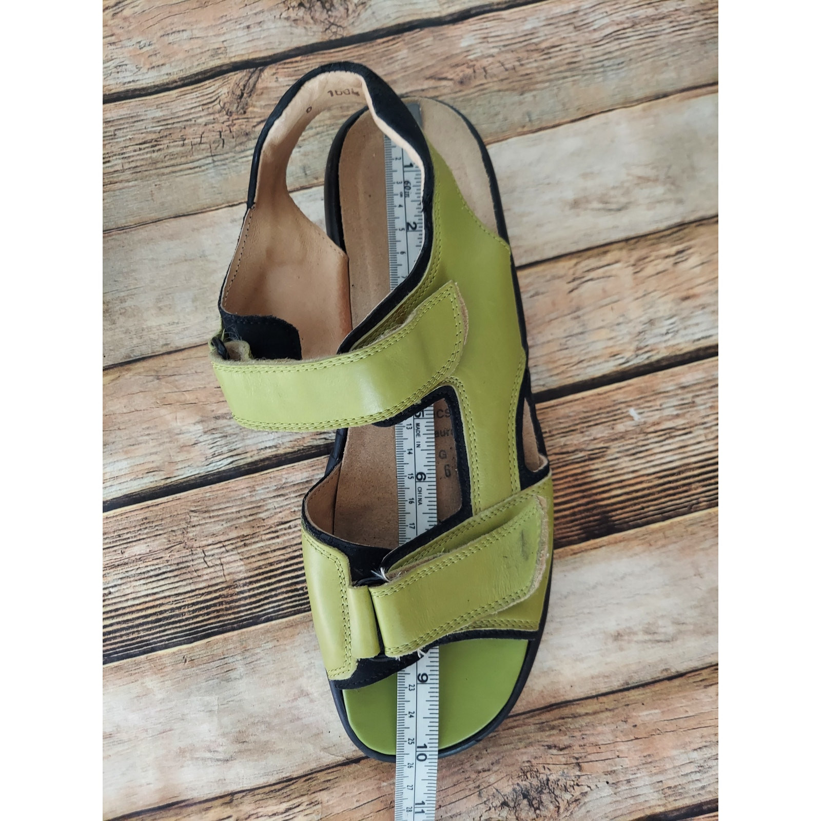 Theresia Women Leather Strappy Sandal Shoes Sz M US 9