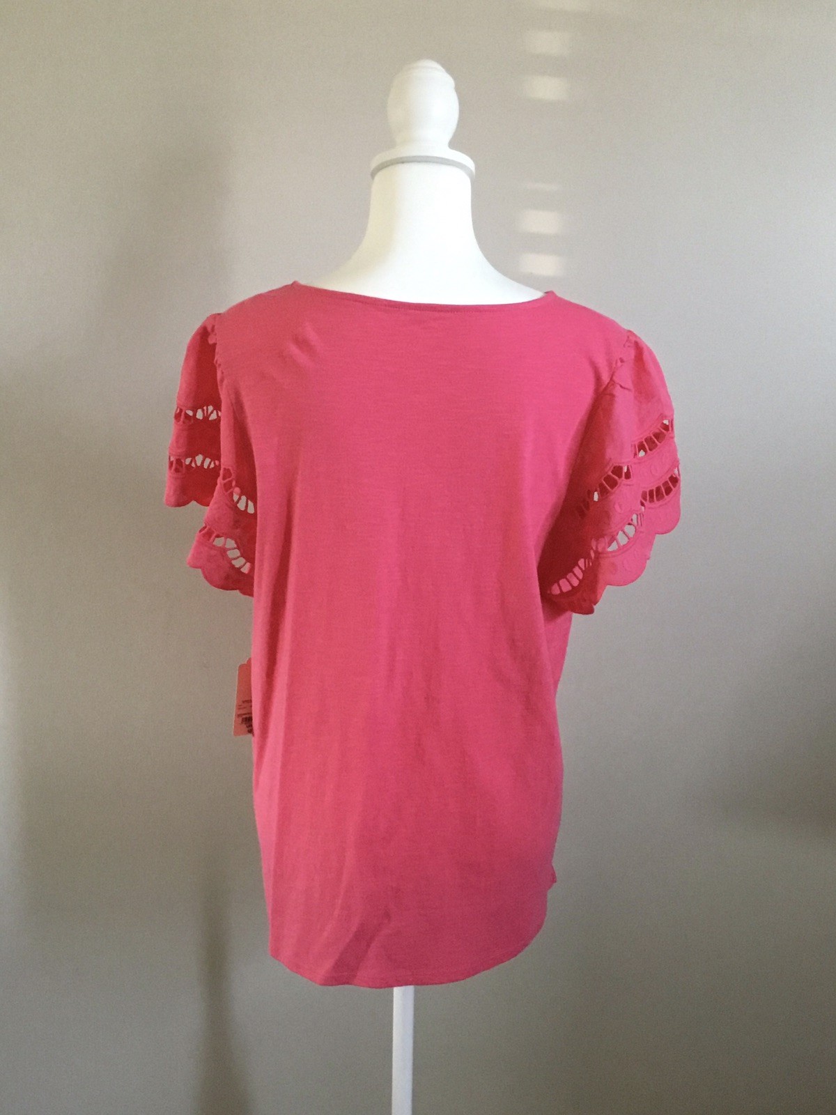 ST JOHNS BAY Womens Pink Blouse Sz Large Ruffled Cutout Eyelet Short Sleeve NWT