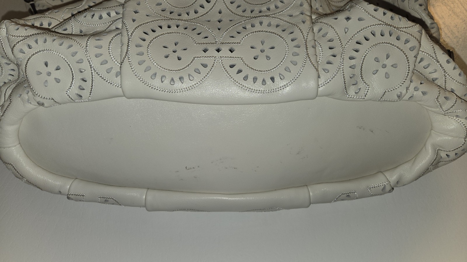 Coach Madison – White Lasercut Satchel