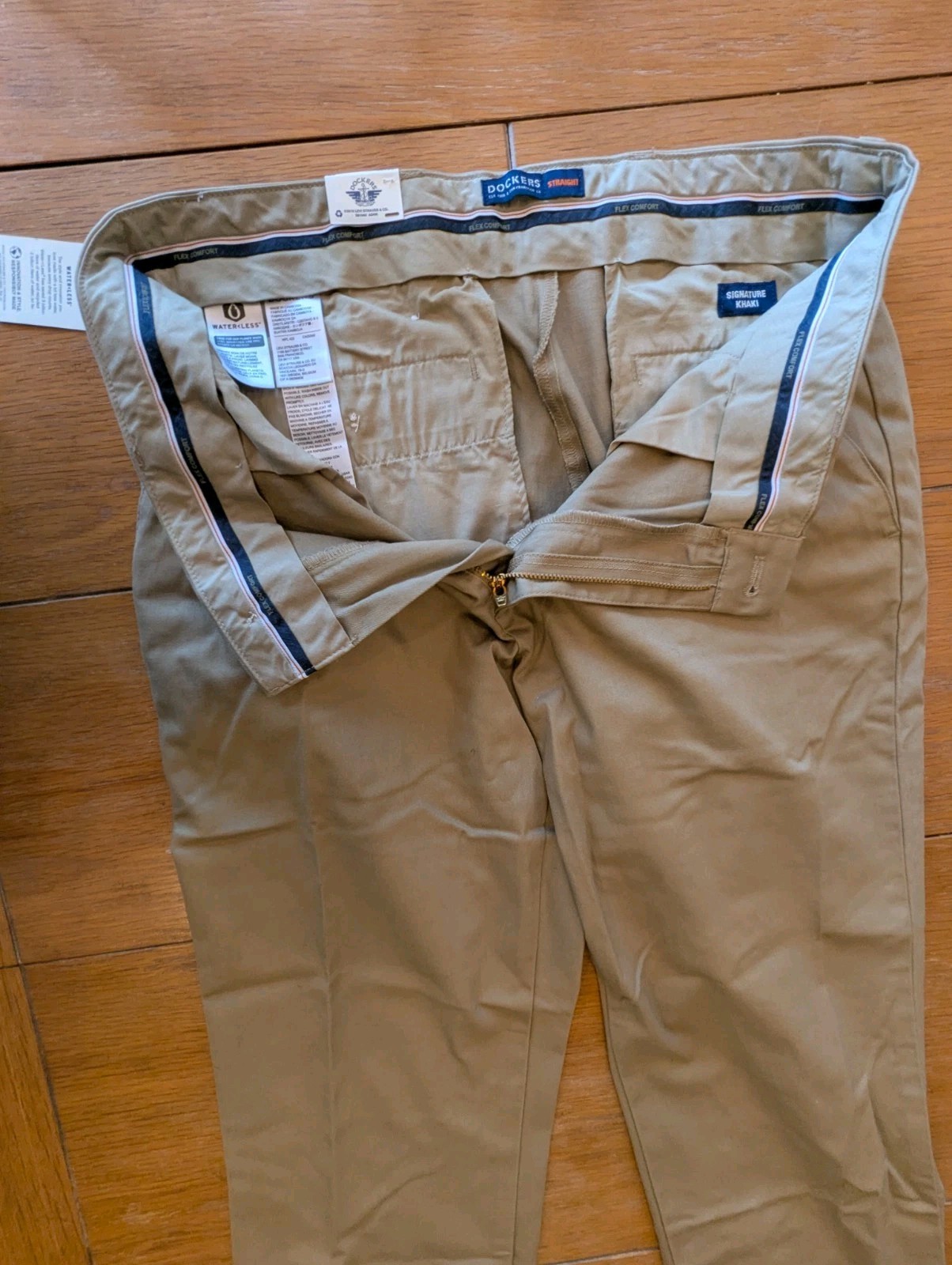 Dockers Mens Straight Fit Signature Lux Cotton Stretch Khaki Pant Khaki 32X30