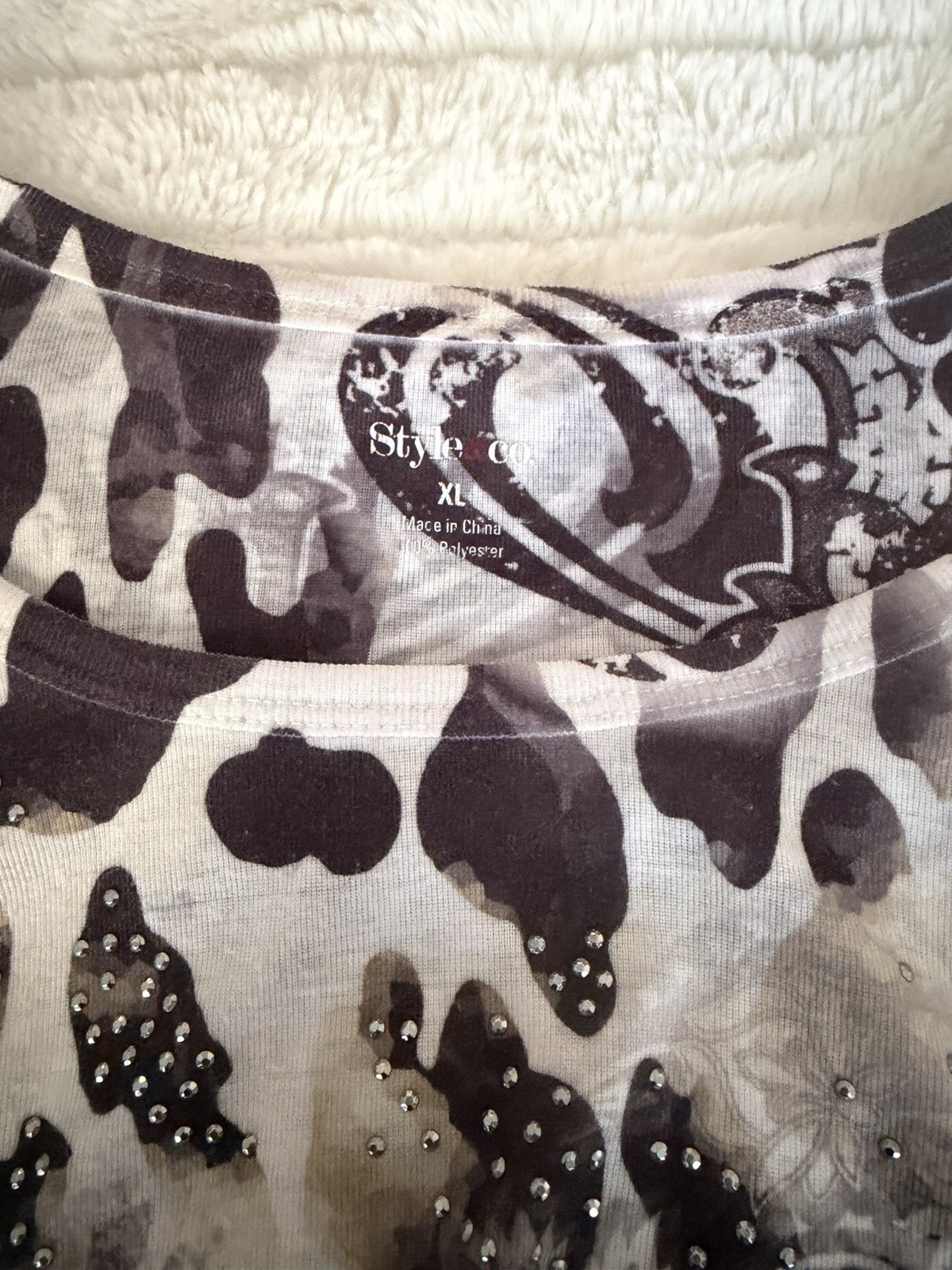 Style & Co. XL Gray/Black/White Animal Print Rhinestone Round Neck T-Shirt