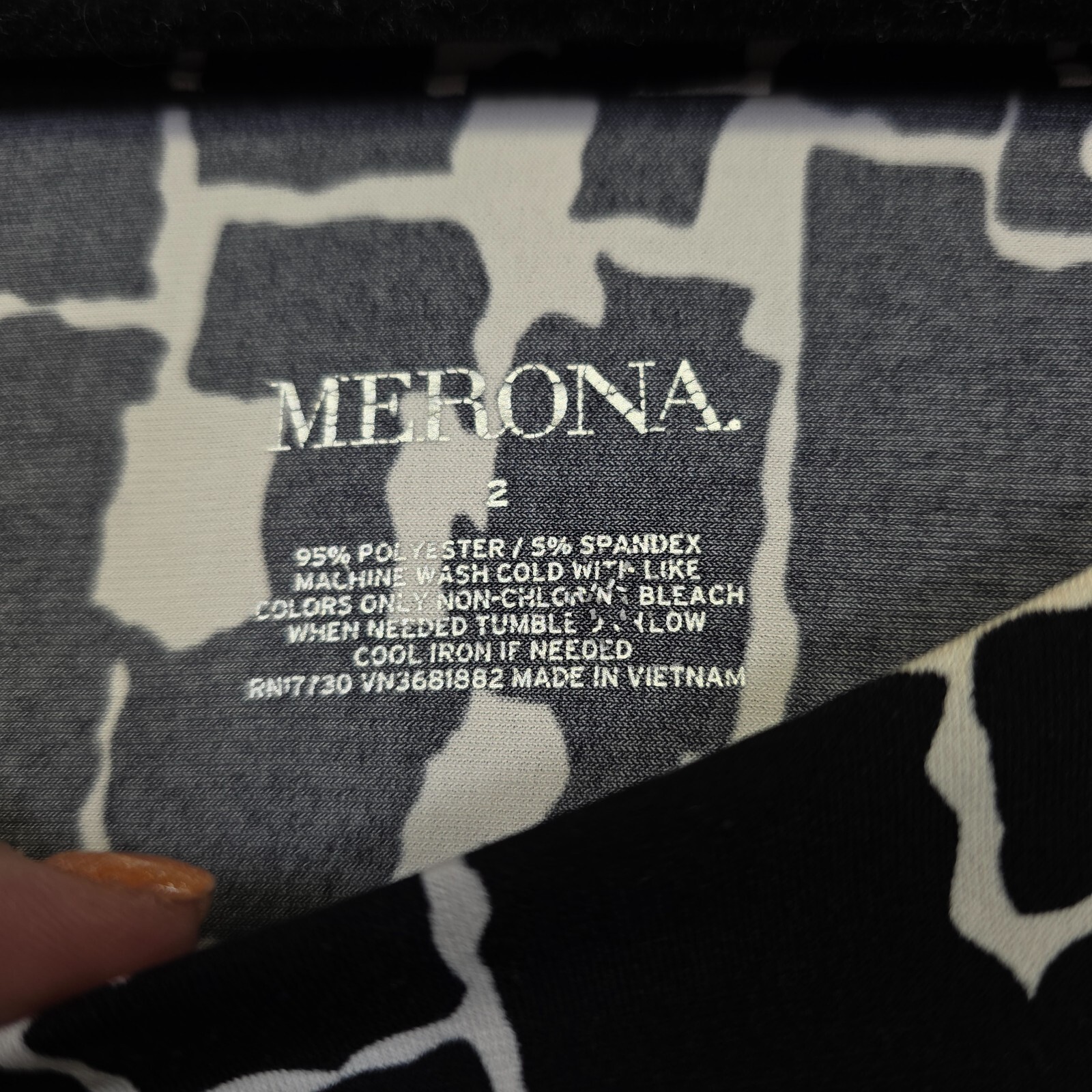 Merona Top Womens Plus 2X Black Abstract Tie Shirt Boho Career Blouse Office