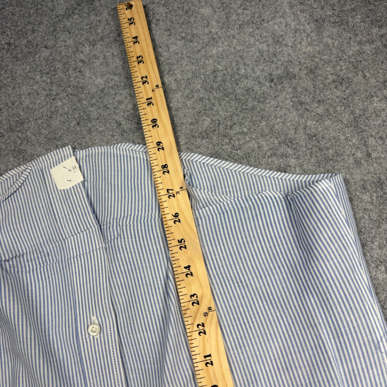 Vintage Natural Blend Mens Blue White Striped Button Down Shirt Made in USA L