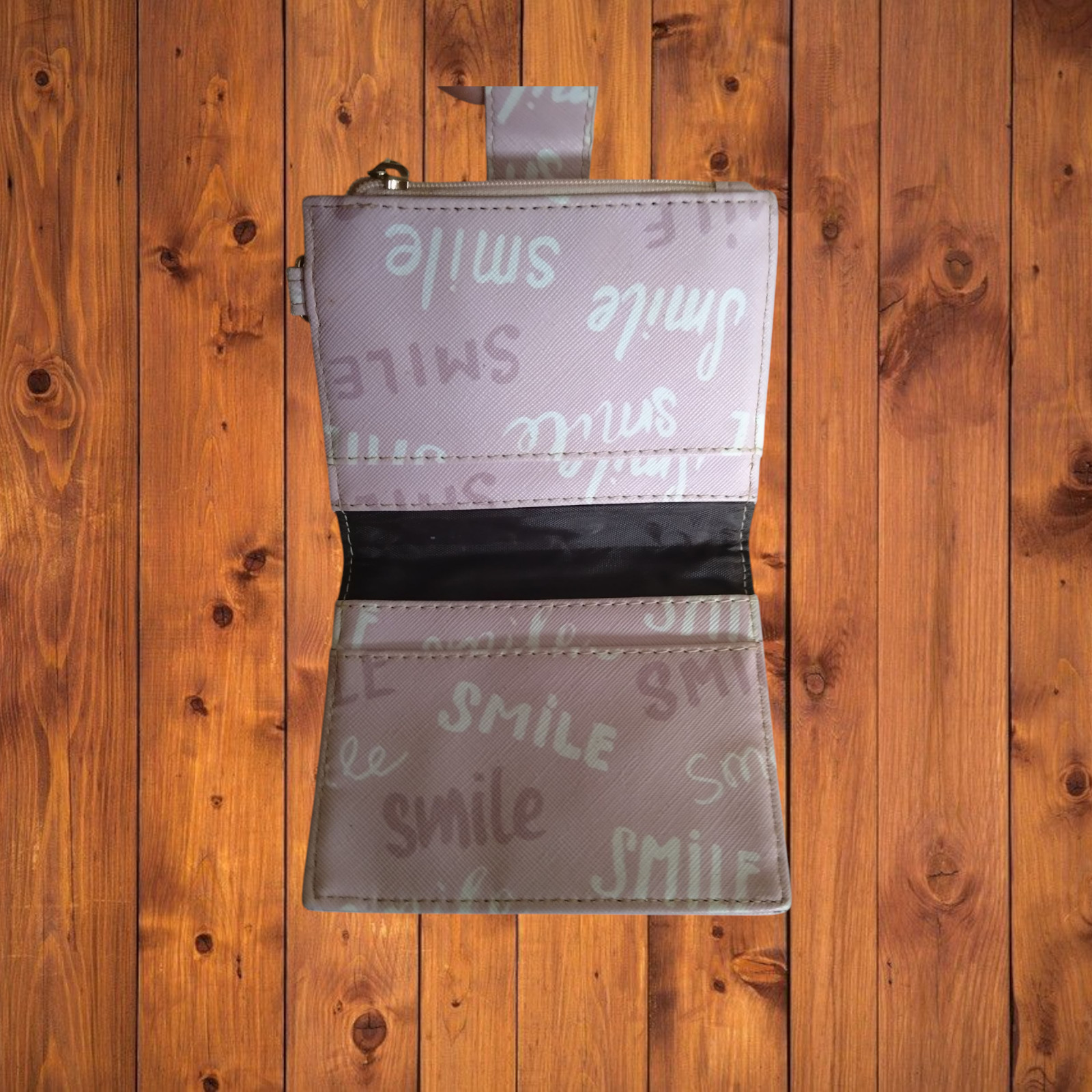 Pink Wallet Bifold Credit Card Smile Faux Leather Key Chain Novelty NEW