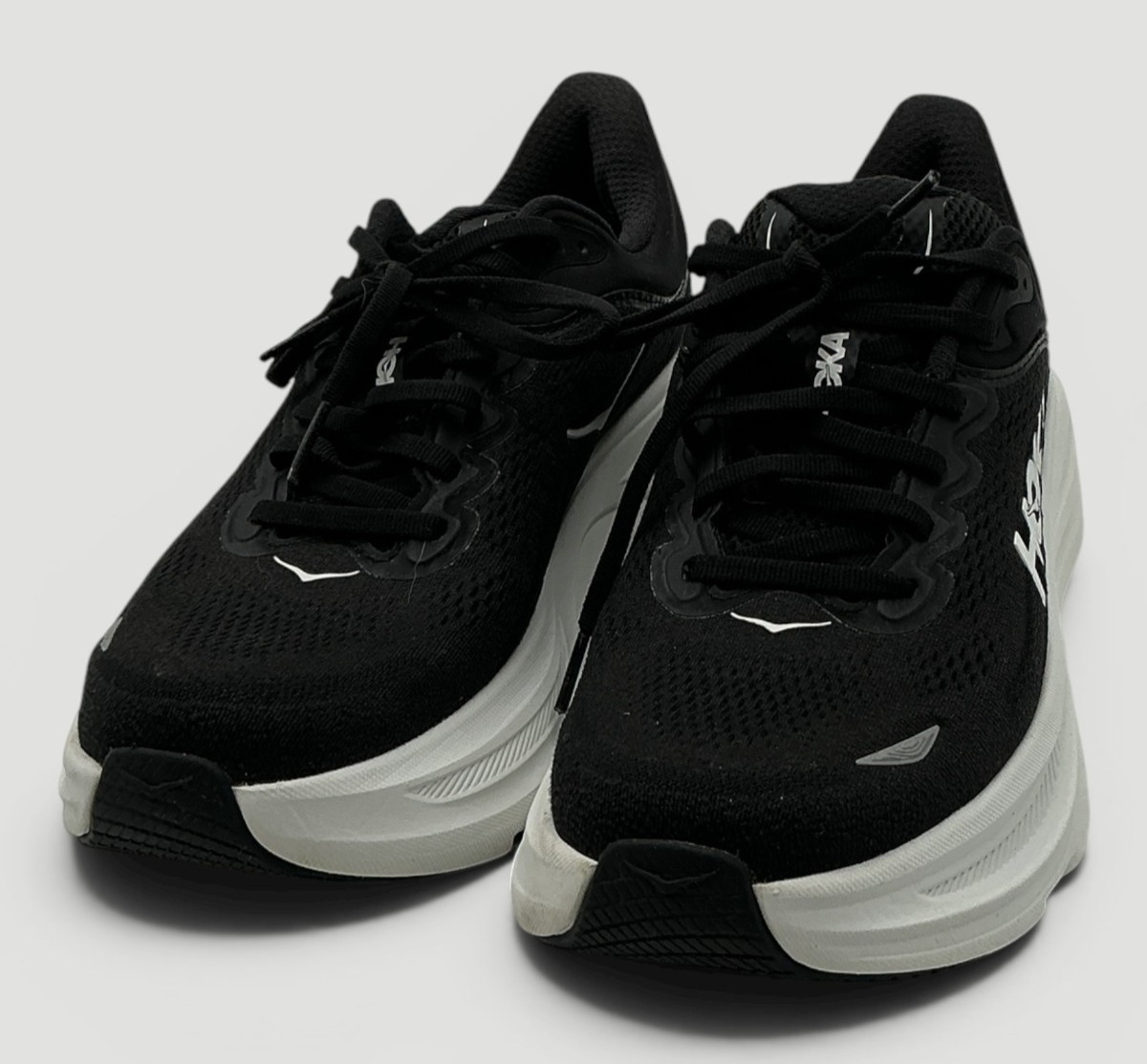 Hoka Bondi 9 Women’s Size 8.5 D (Wide) Black/White Running Shoes
