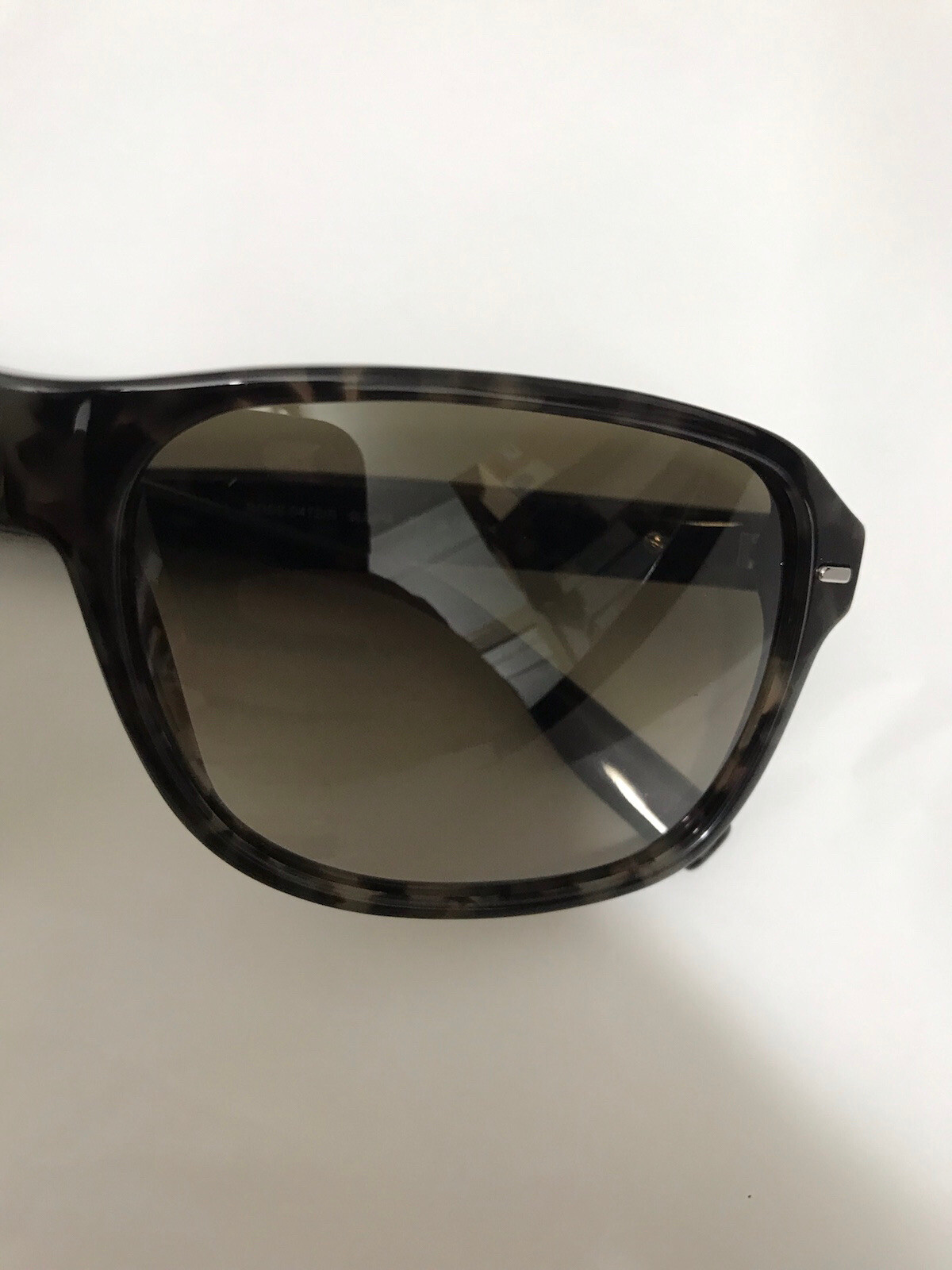 Hugo Boss beautiful luxury sunglasses 0472/S 9UUHA 59ㅁ16 140 NW$275