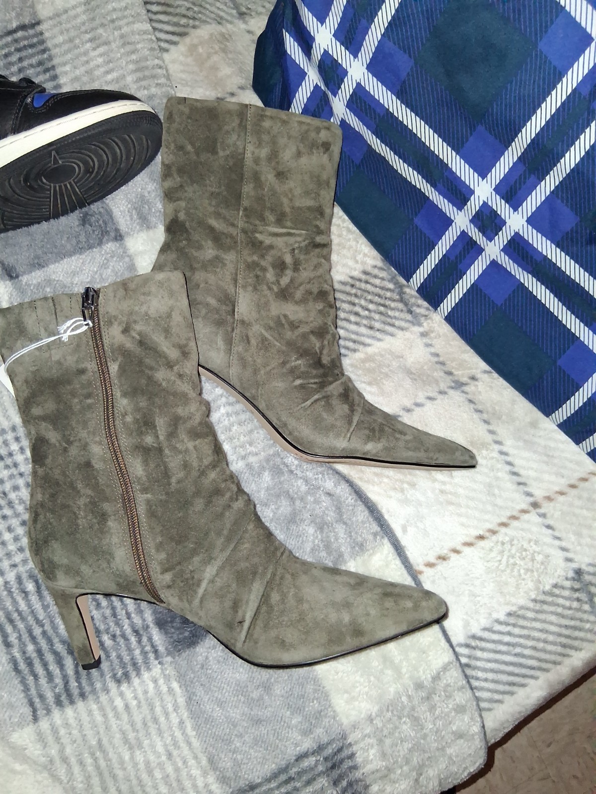 DV Dolce VITA BOOTIE SIZE 8