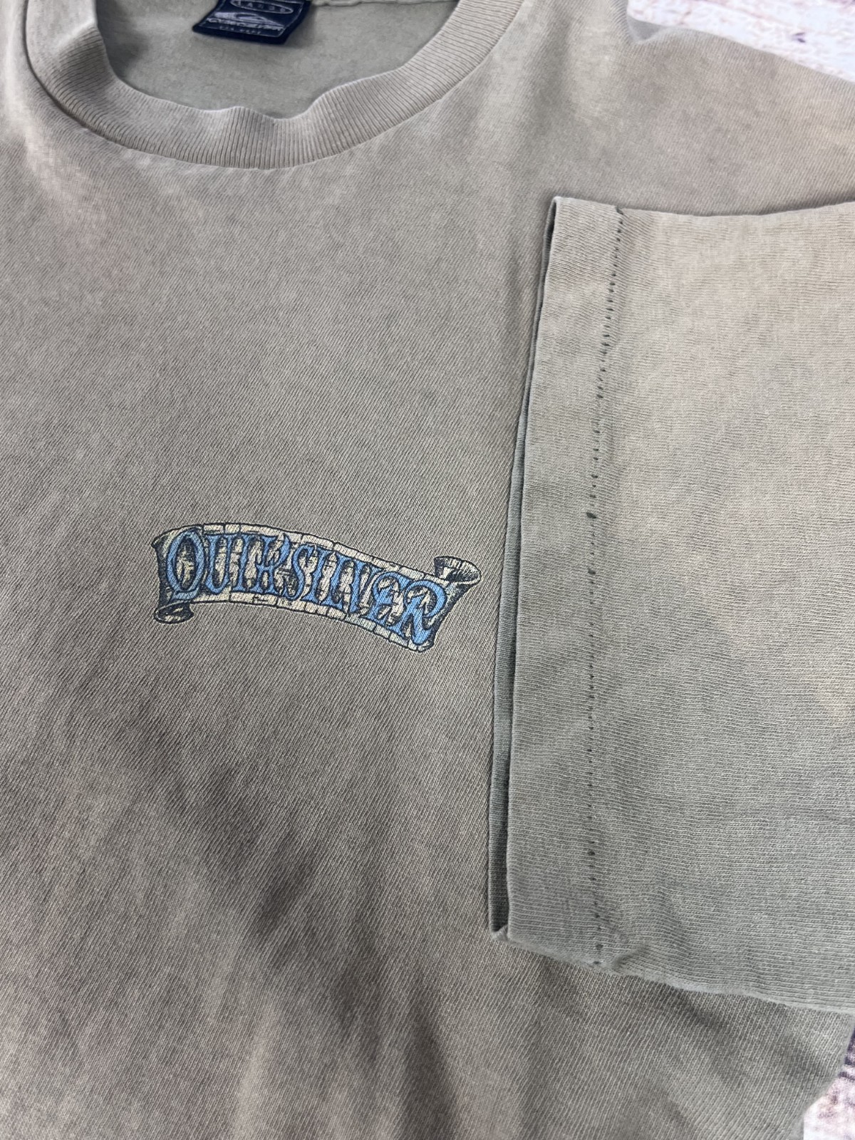 Vintage Single Stitch 80s 90s Quiksilver Surf Graphic Tee Shirt Size Large
