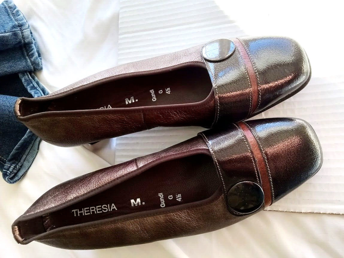 Theresia M. Women Dress Shoes, Gundi Gray Faux Leather Size US 7