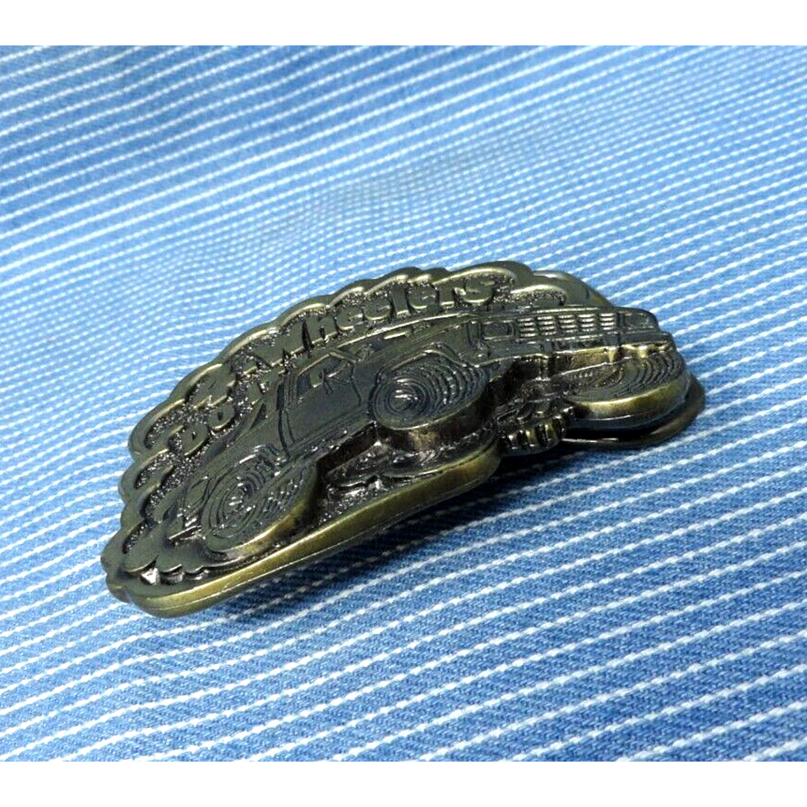 4 Wheelers Do It In The Dust Belt Buckle 4X4 Truck Vintage 80s TGABC .PCB770