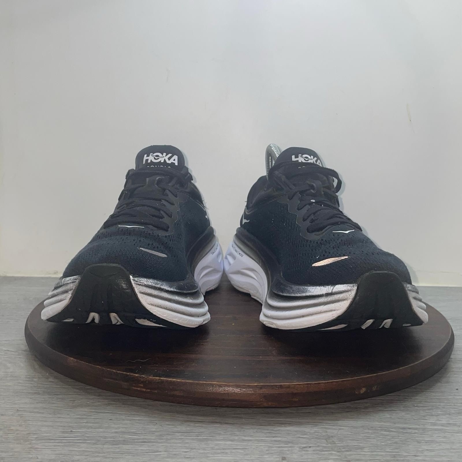 Hoka One One Bondi 8 Womens 8 B Shoes Black White Running Walking 1127952 BWHT
