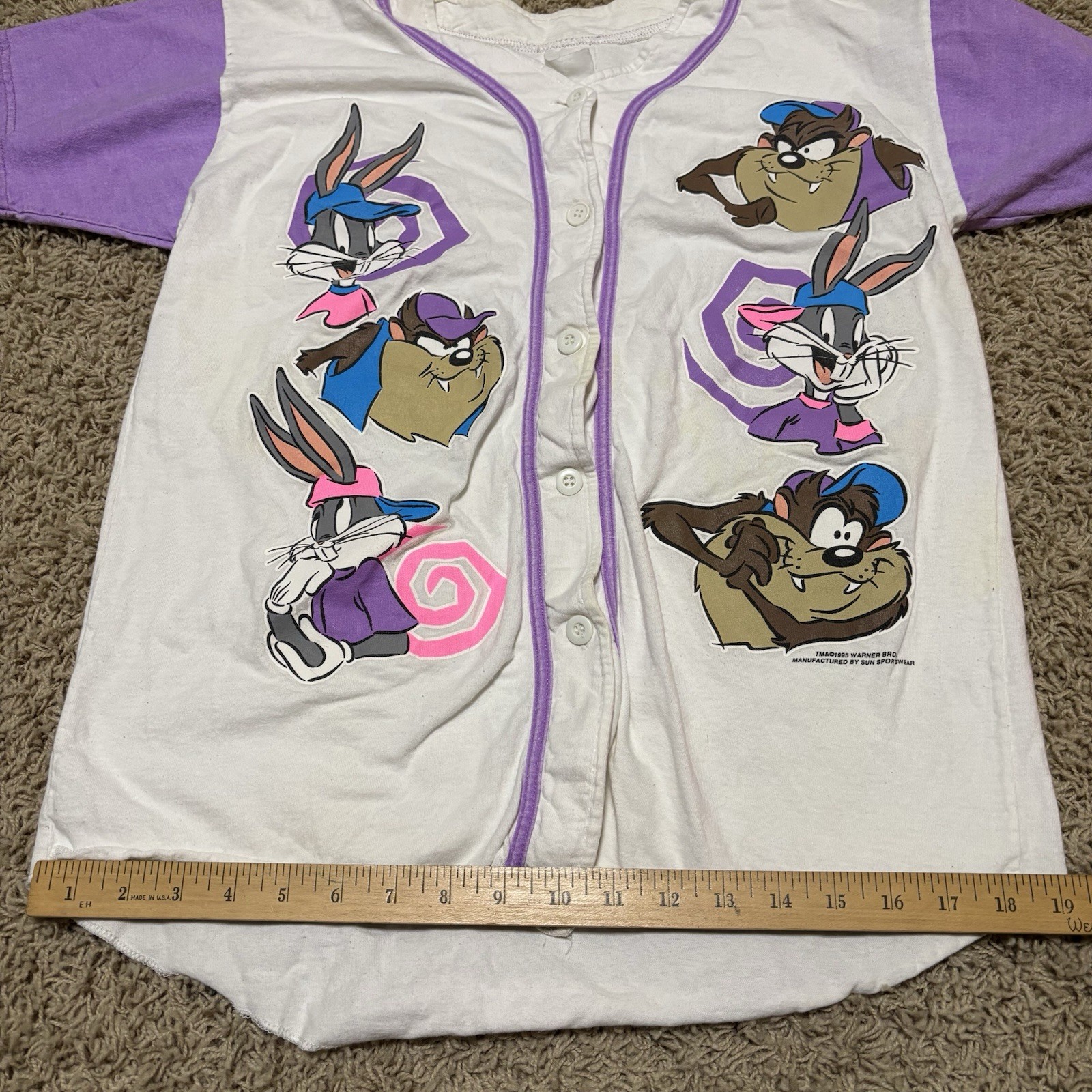 Vintage 1990s Looney Tunes Baseball Jersey Bugs Bunny Taz