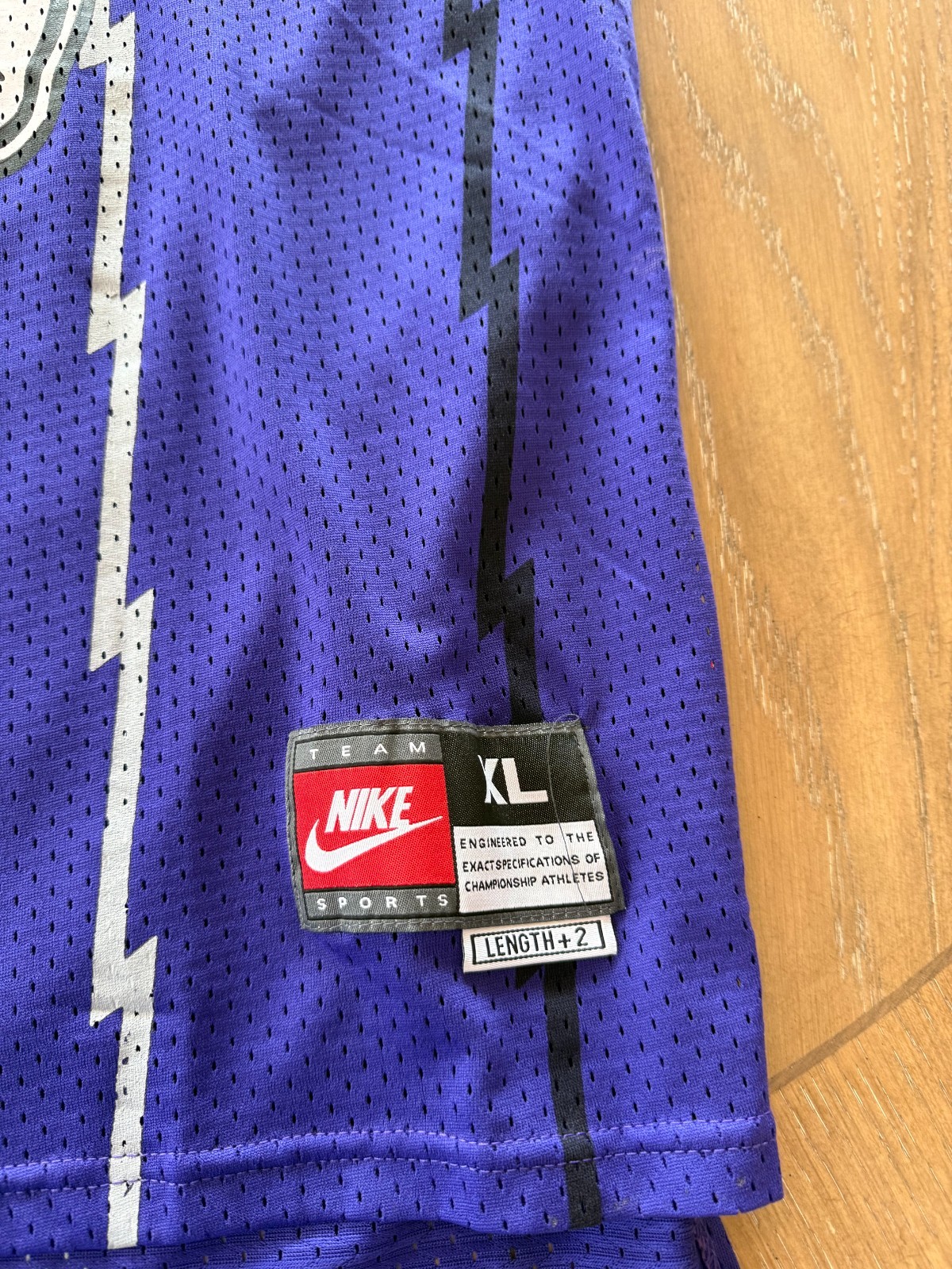 Vtg Nike Toronto Raptors Vince Carter #15 Purple Dinosaur Jersey NBA Team Sz XL