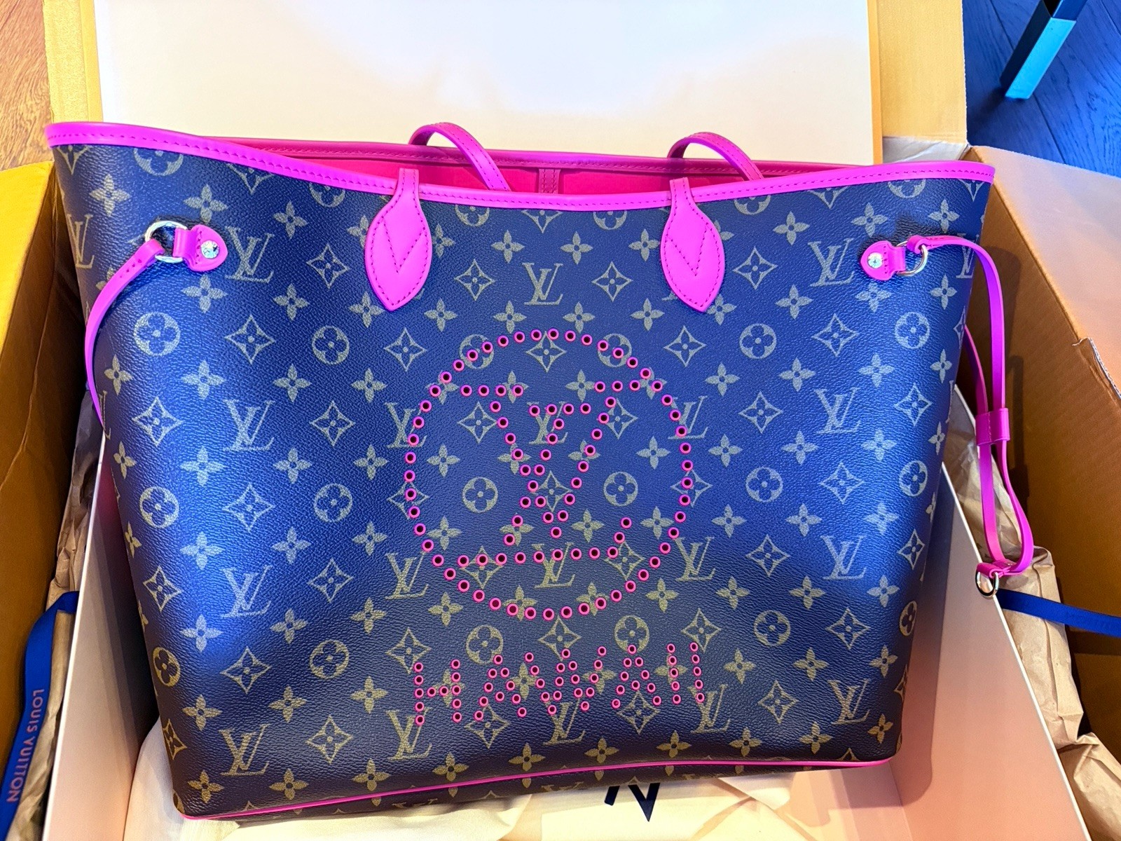 Louis Vuitton Hawaii Neverfull GM Monogram Hot Pink Shoulder Bag Tote LTD Maui