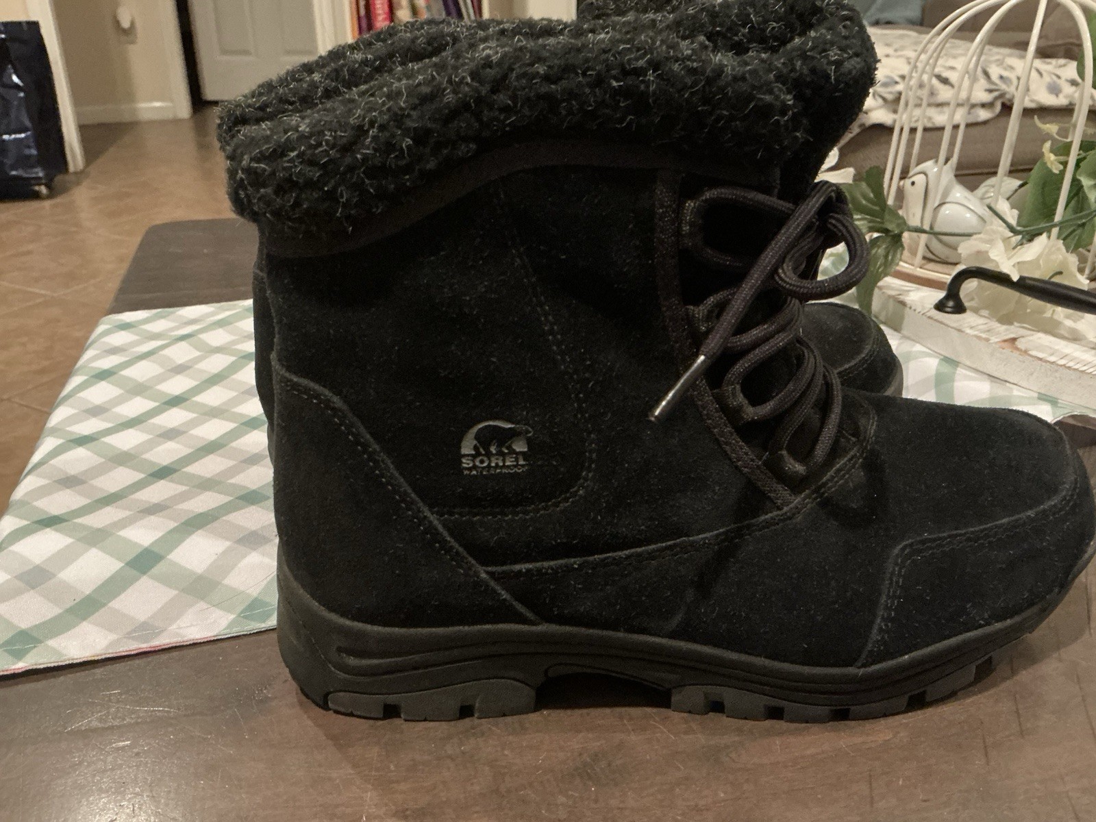 SOREL WATERFALL Black Sz 10 Suede Leather Winter Thinsulate Ultra Boots Women’s