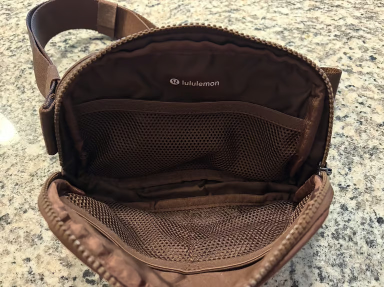 Lululemon Everywhere Belt Bag 1L Java