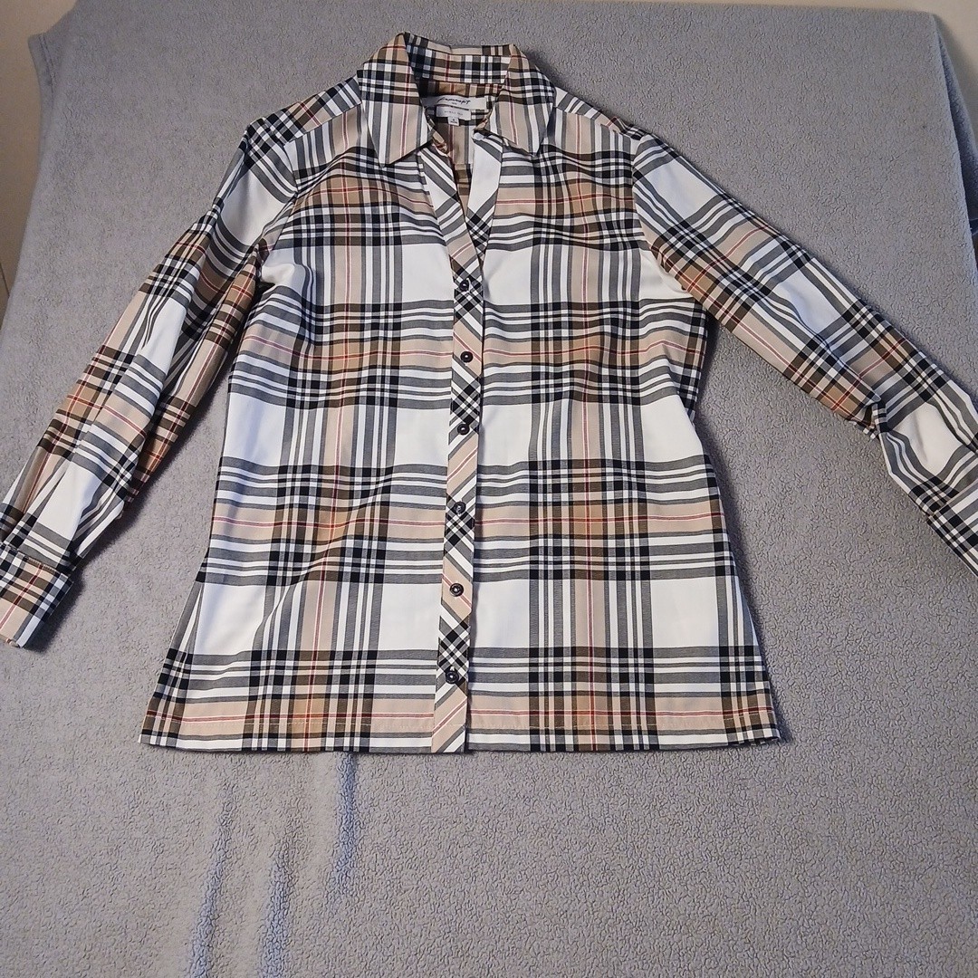 Foxcroft NYC Womens Size 8 Wrinkle Free Plaid Button Front Shirt Beige White…