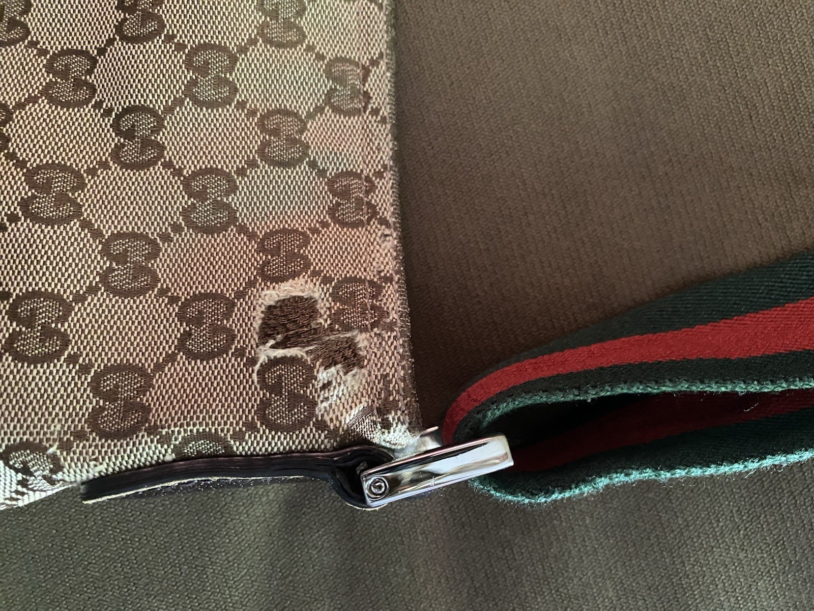 Gucci GG Pattern Shoulder Bag Beige/Brown Adjustable Web Strap Green/Red Silver