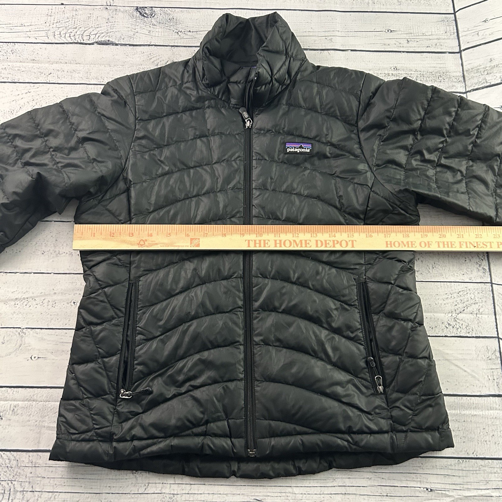 Patagonia Down Lightweight Puffy Full Zip Jacket Women’s Small Black