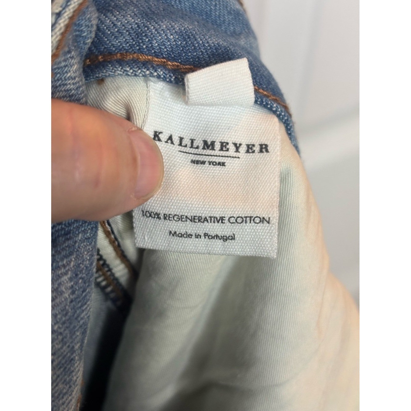 NWT KALLMEYER Wide Leg Pleated Light Wash Denim Jeans size 8