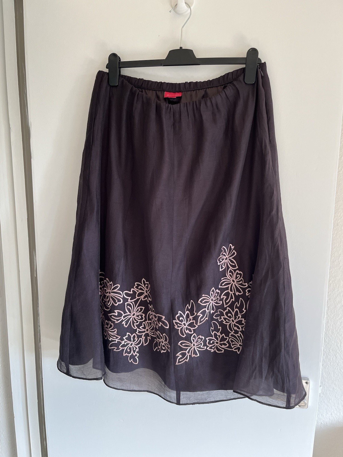Jacques Vert Skirt UK 16 Fully Lined Floral Embroidered Midi Elegant Zip Closure