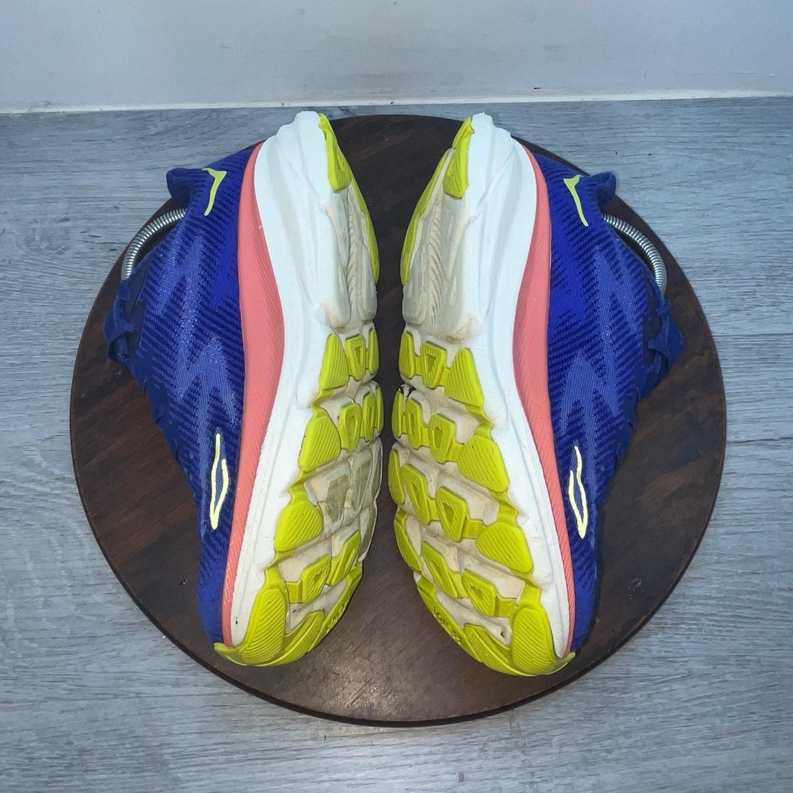 Hoka One One Clifton 9 Shoes Womens Size 7 B Evening Sky Coral Running Sneakers