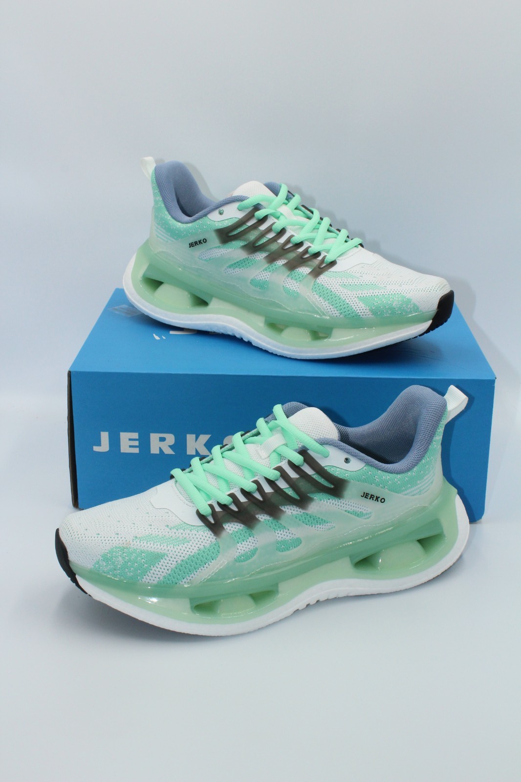 Lightweight Breathable Mint Green Running Sneakers for Daily & Athletic Wear