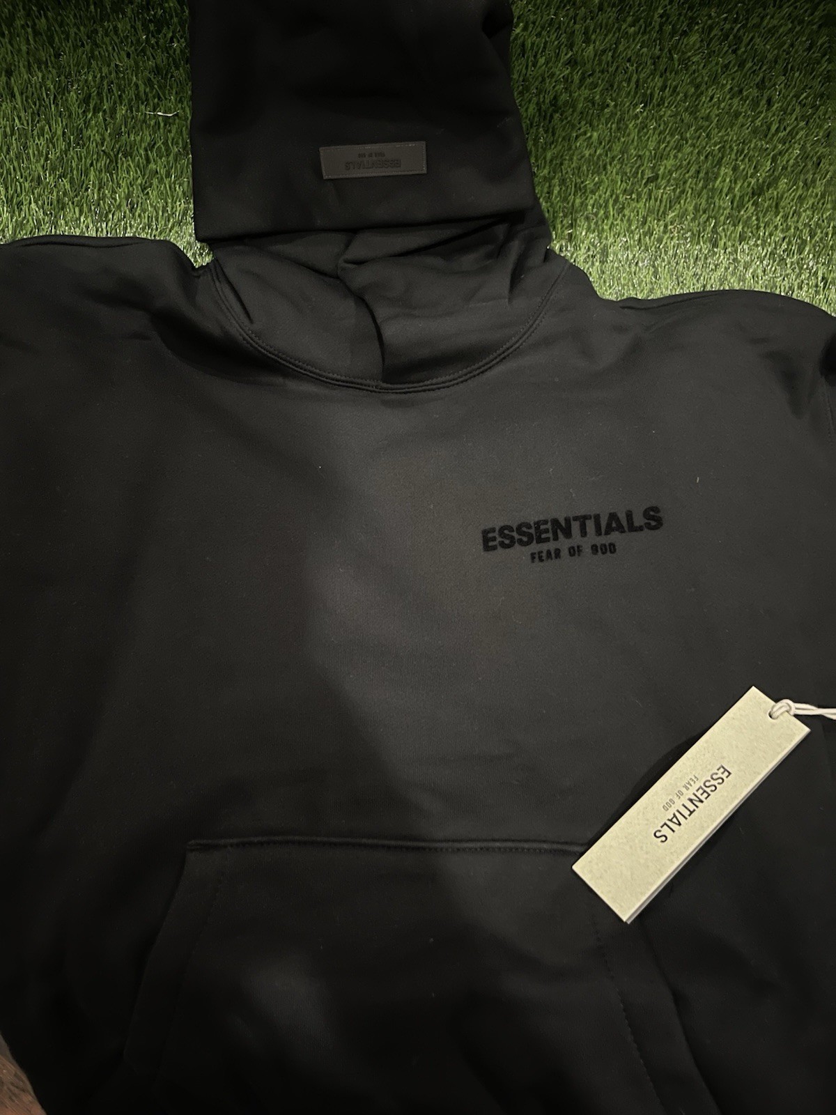 Essentials Fear of God Men’s Black Pullover Hoodie Logo Pockets Size M