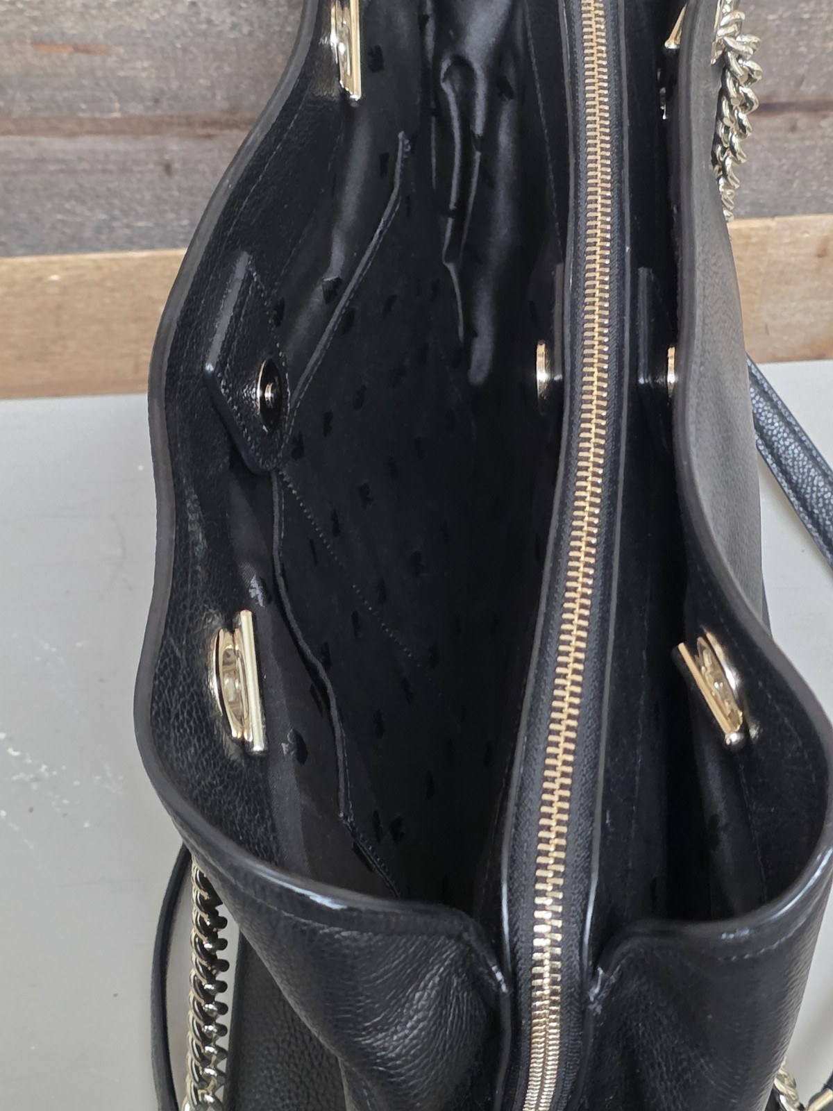 Kate Spade New York Wellesley Camryn Black Pebbled Leather Chain Tote