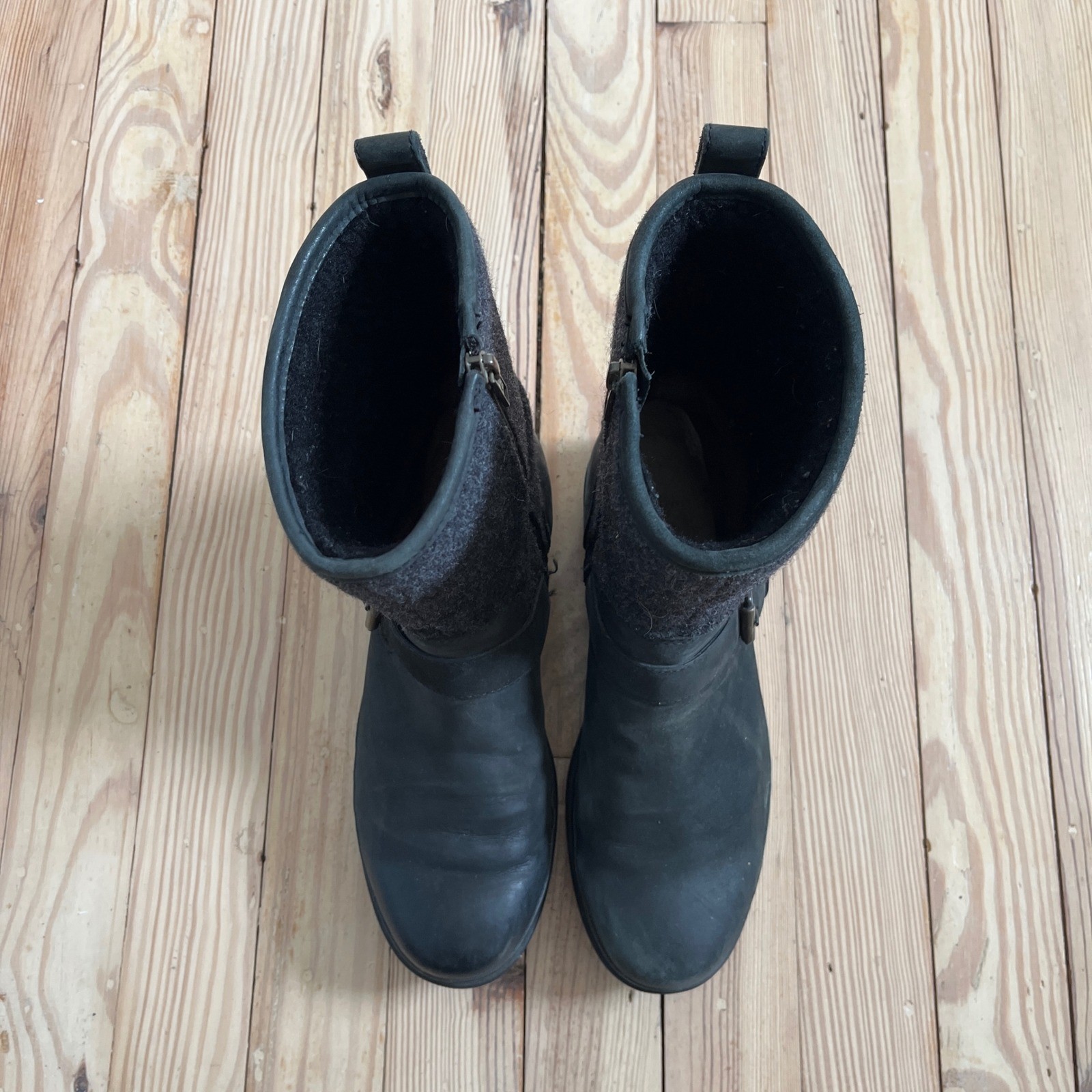 UGG Simmens Waterproof Rain Leather Wool Mid Calf Boots Black Womens Size 8