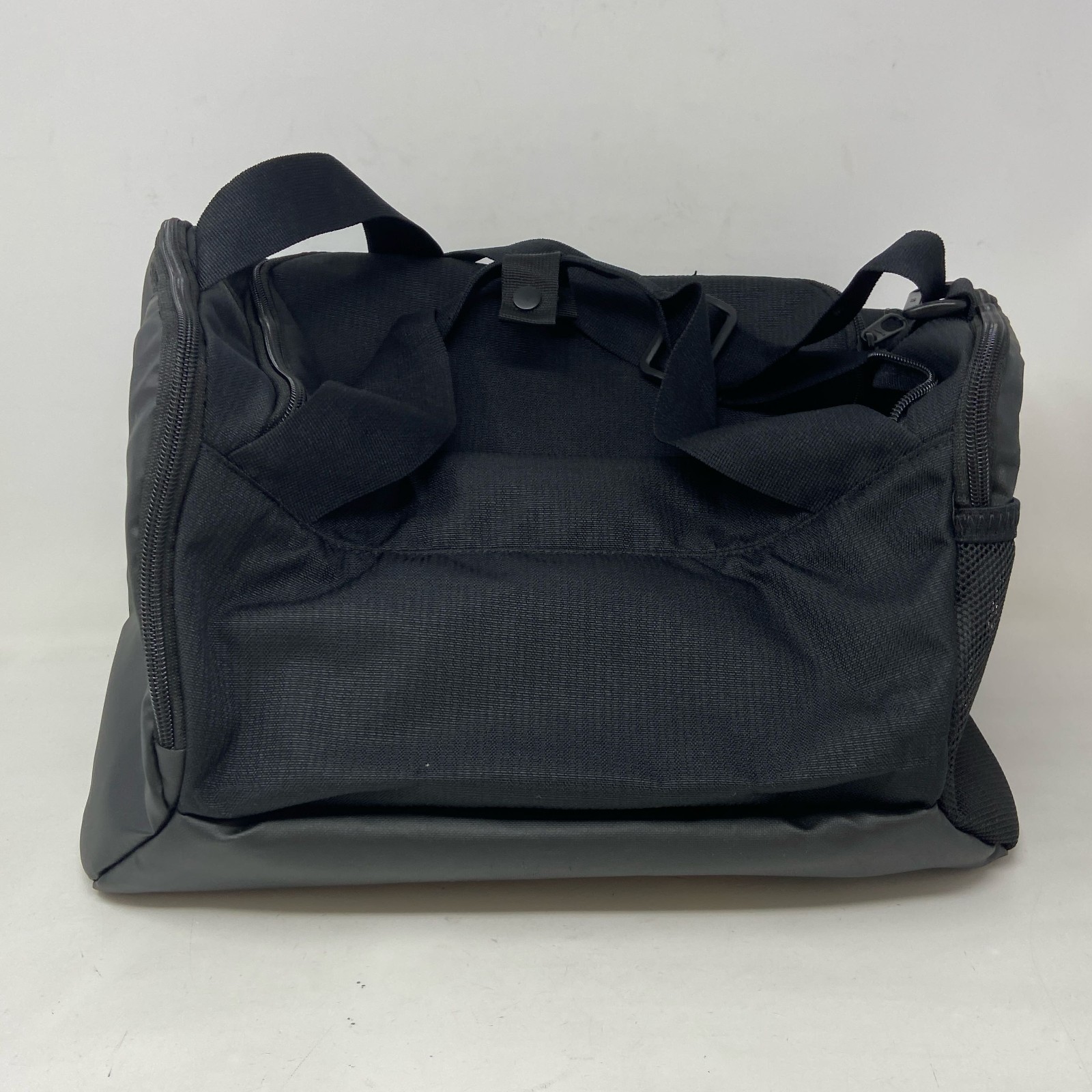 Nike Brasilia 9.5 XS 25L Duffel Bag Black/Black/White DM3977-010