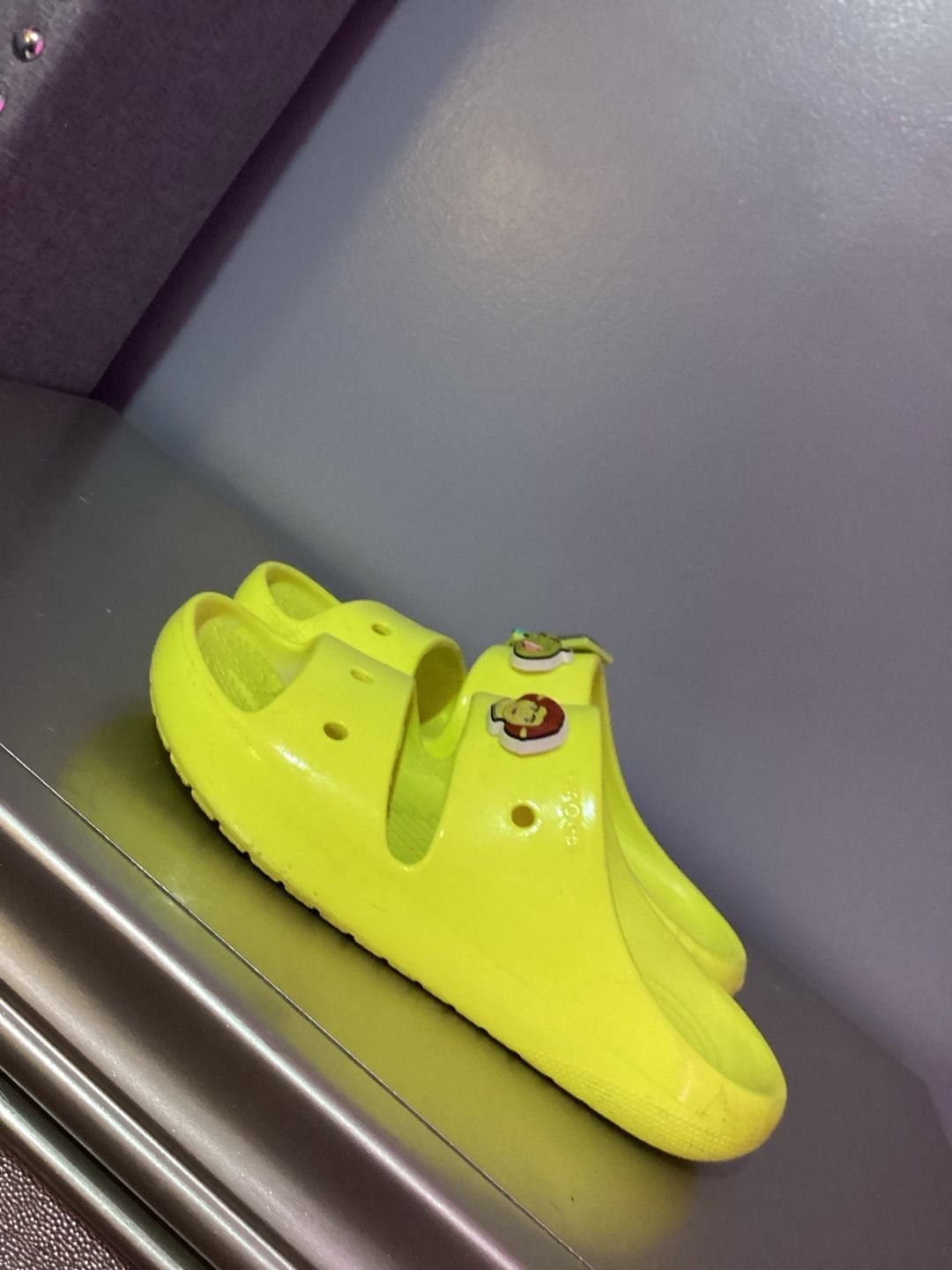 Crocs Classic Two-Strap Slide Sandals in Neon Yellow w/Shrek Mens 4 Women’s 6
