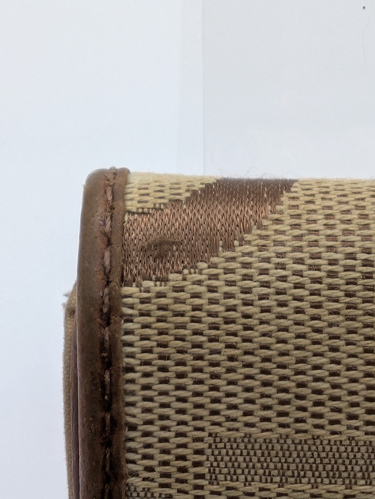 Liz Claiborne Wallet Trifold Brown Monogram Vintage – Some Wear and Tear as Show