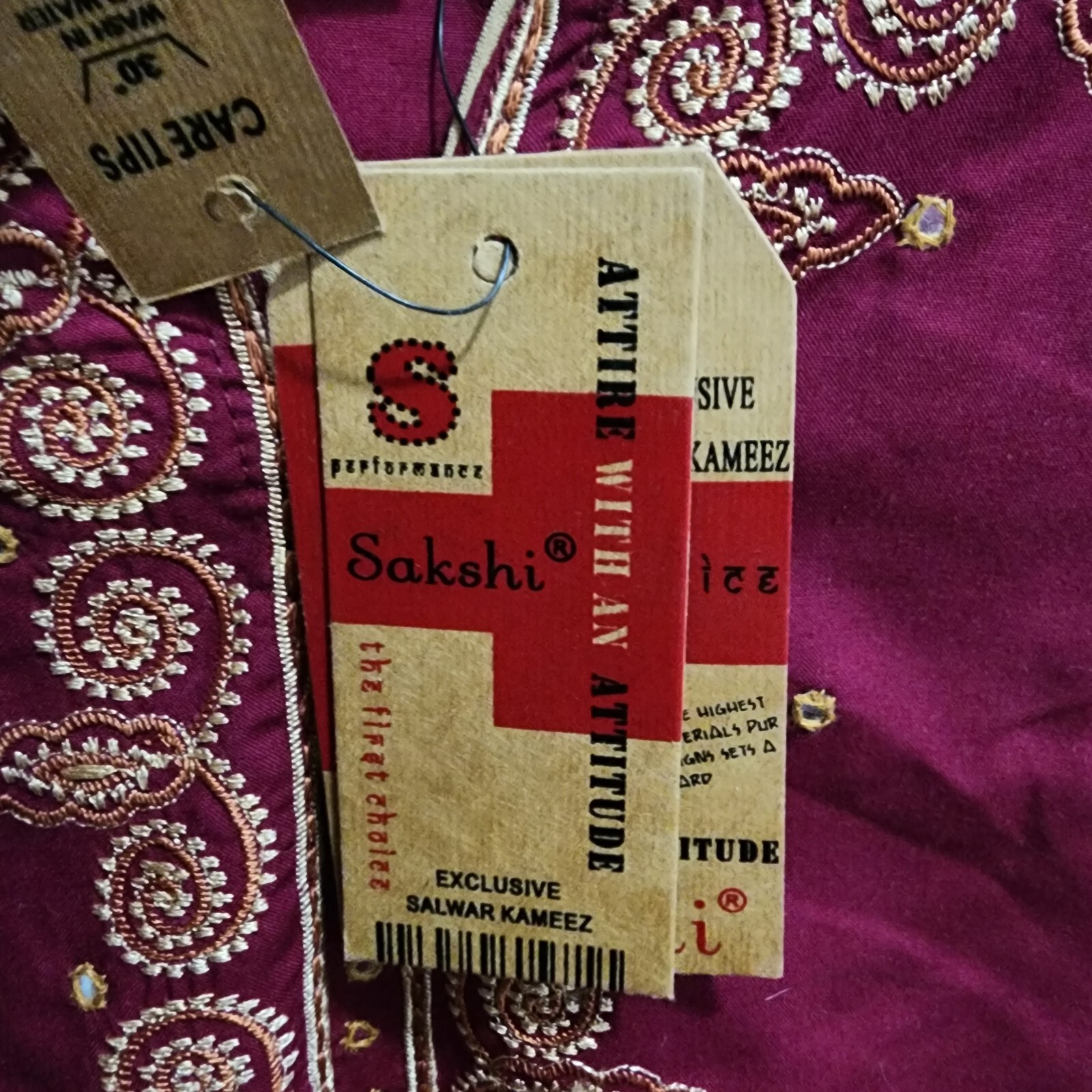 NEW Sakshi Kurti Top 3/4 Sleeve Red Embroidered Salwar Kameez India Size Large