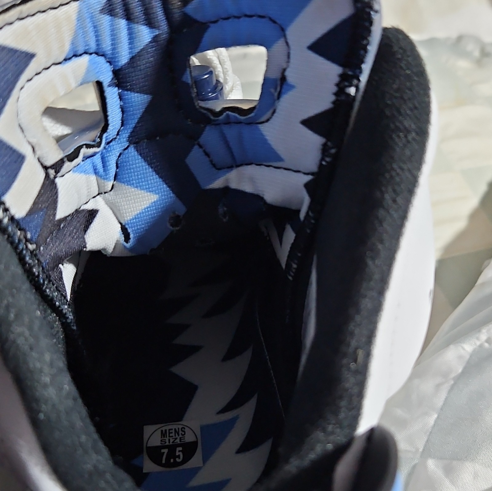 Jordan Air Jordan 6 Retro UNC Home High Top Lace Up Sneakers CT8529-410