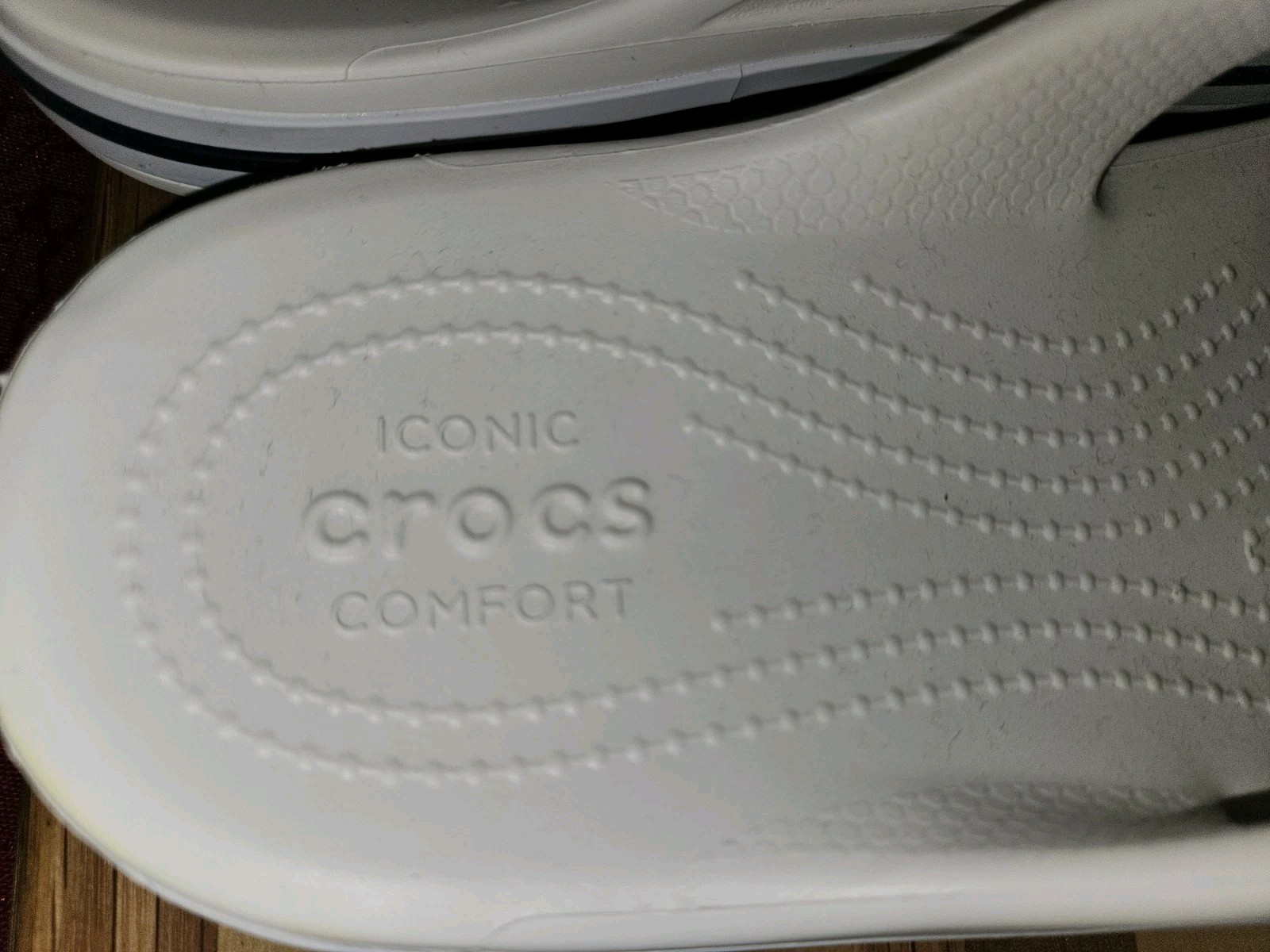 CROCS Bayaband flip flops-men 6-women 8-white-NEW*
