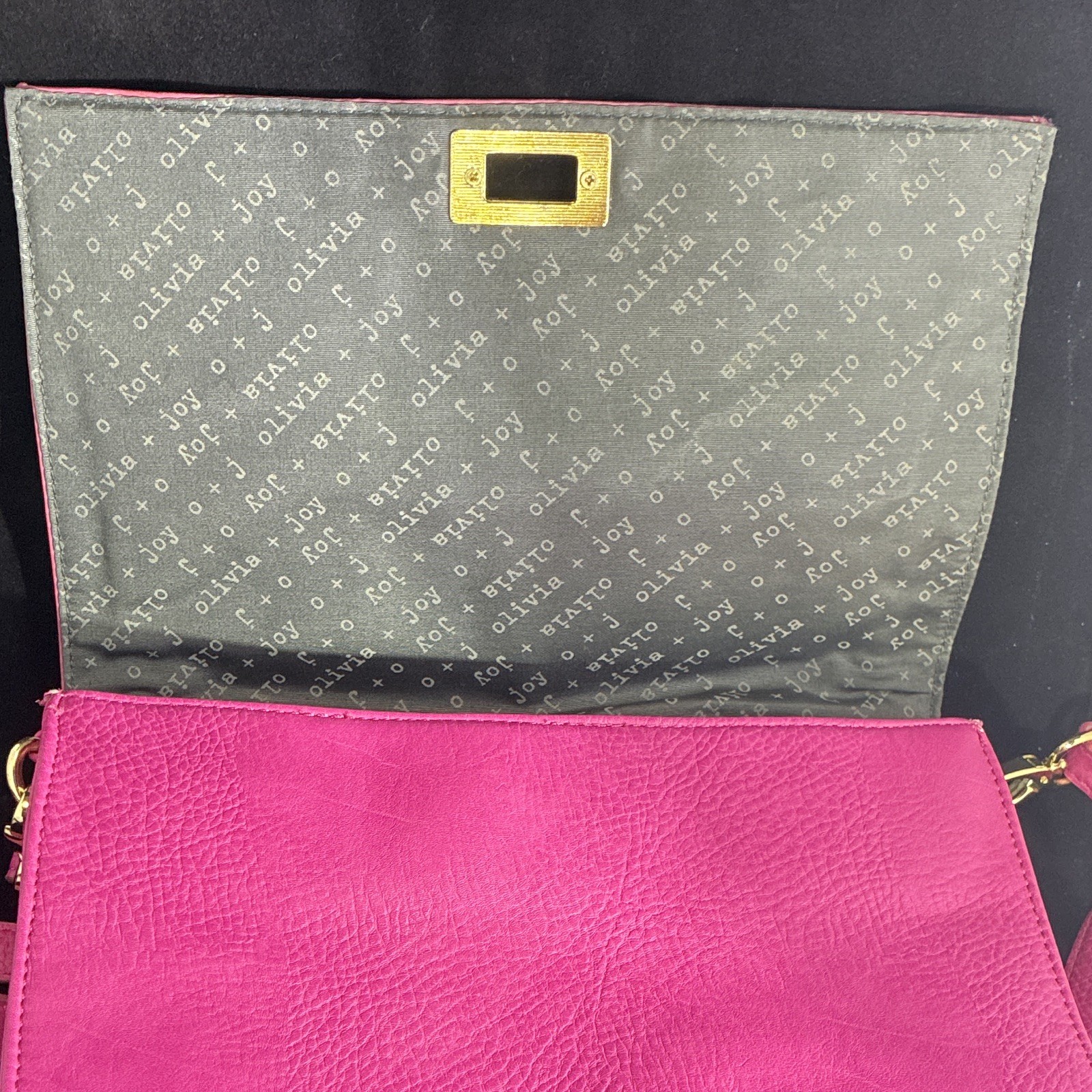 Olivia + Joy Pink Pebbled Crossbody Bag, Gold Chain, Turn Lock, Detachable Strap