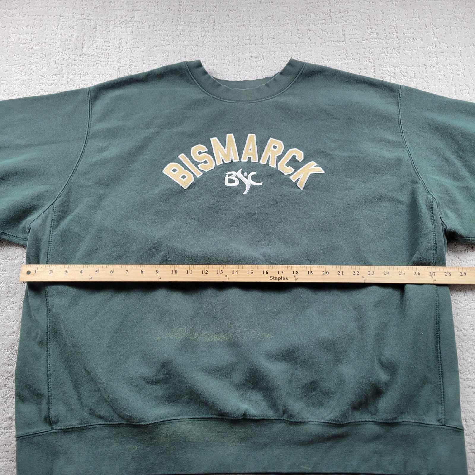 Bismarck BYC Sweatshirt Mens XL Green Embroidered City Graphic Pullover