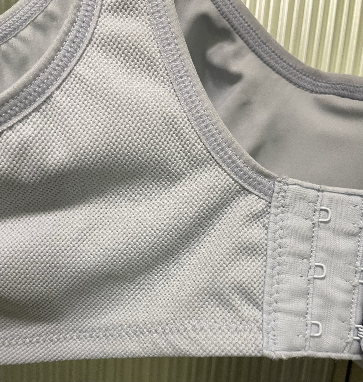 Wacoal 855170 Simone Underwire Sports Bra Women Sz 40D Pale Blue