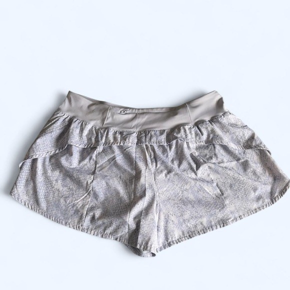 Avia Womens Grey Snakeskin Print Running Shorts XL 16-18 Athletic Workout Gym