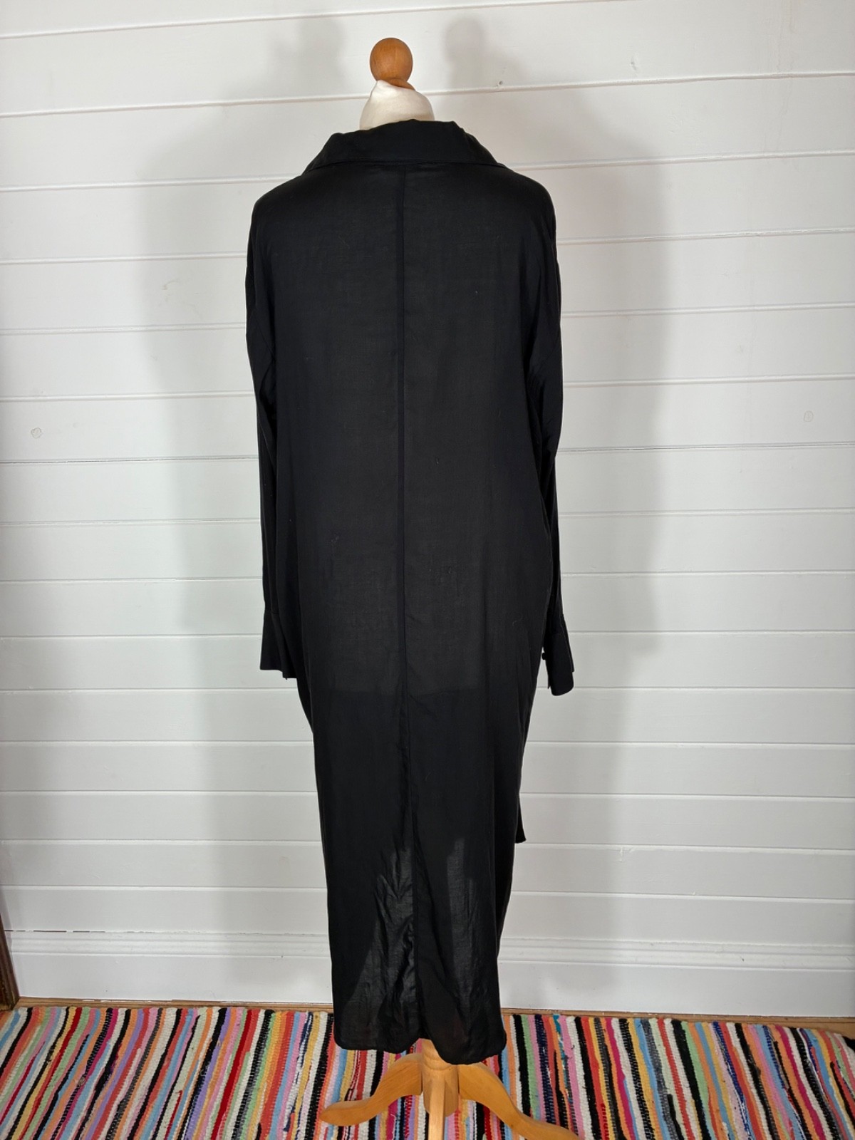 H&M LONG BLACK TUNIC STYLE LONG SLEEVE DRESS S GENEROUS FIT 10 12 14 MINIMALIST