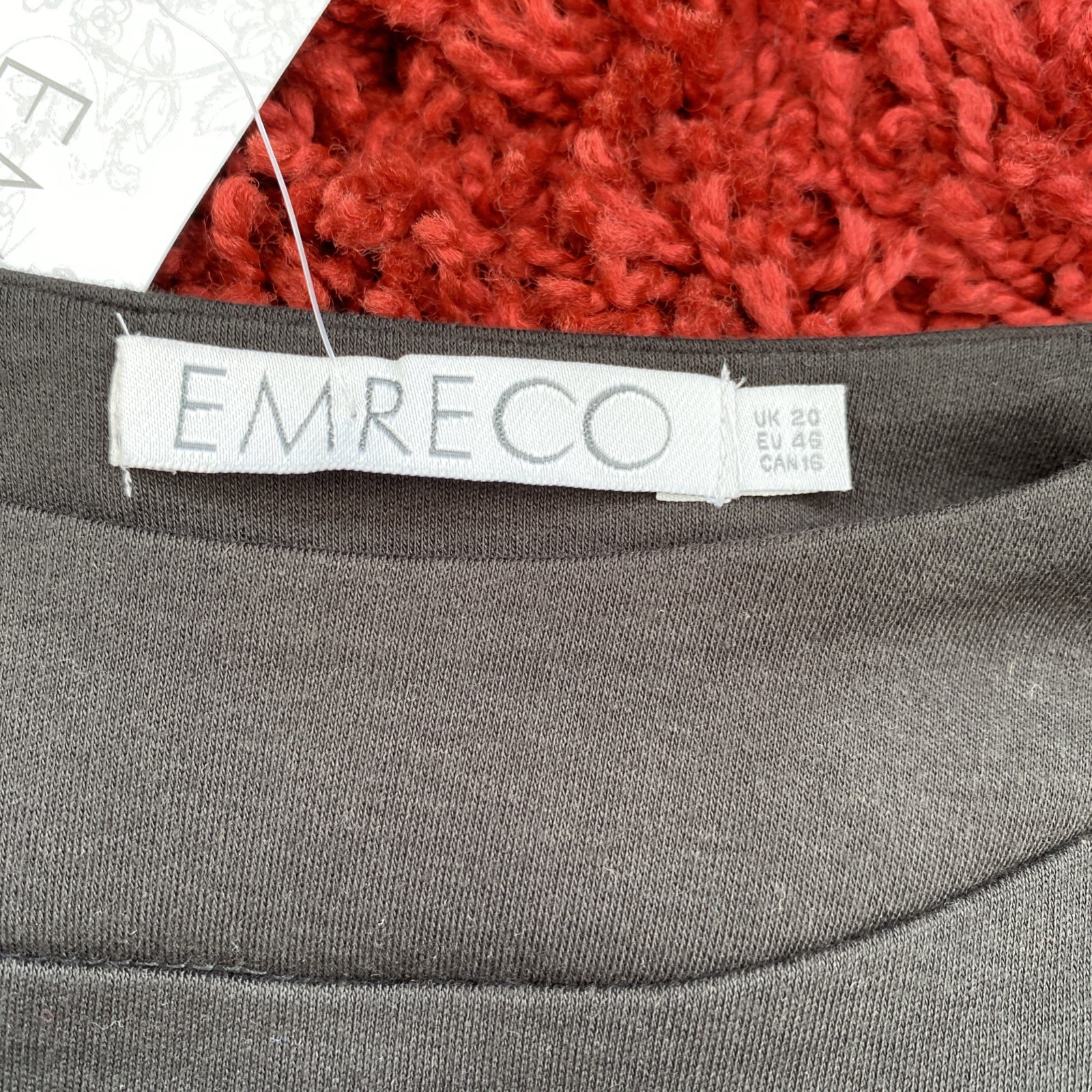 Emreco Ladies Size 20 Black T Shirt machine washable BNWT