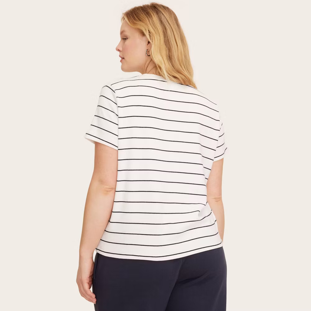 Women Short Sleeve Crewneck Pocket T-Shirt – Parke Navy Blue Striped XS